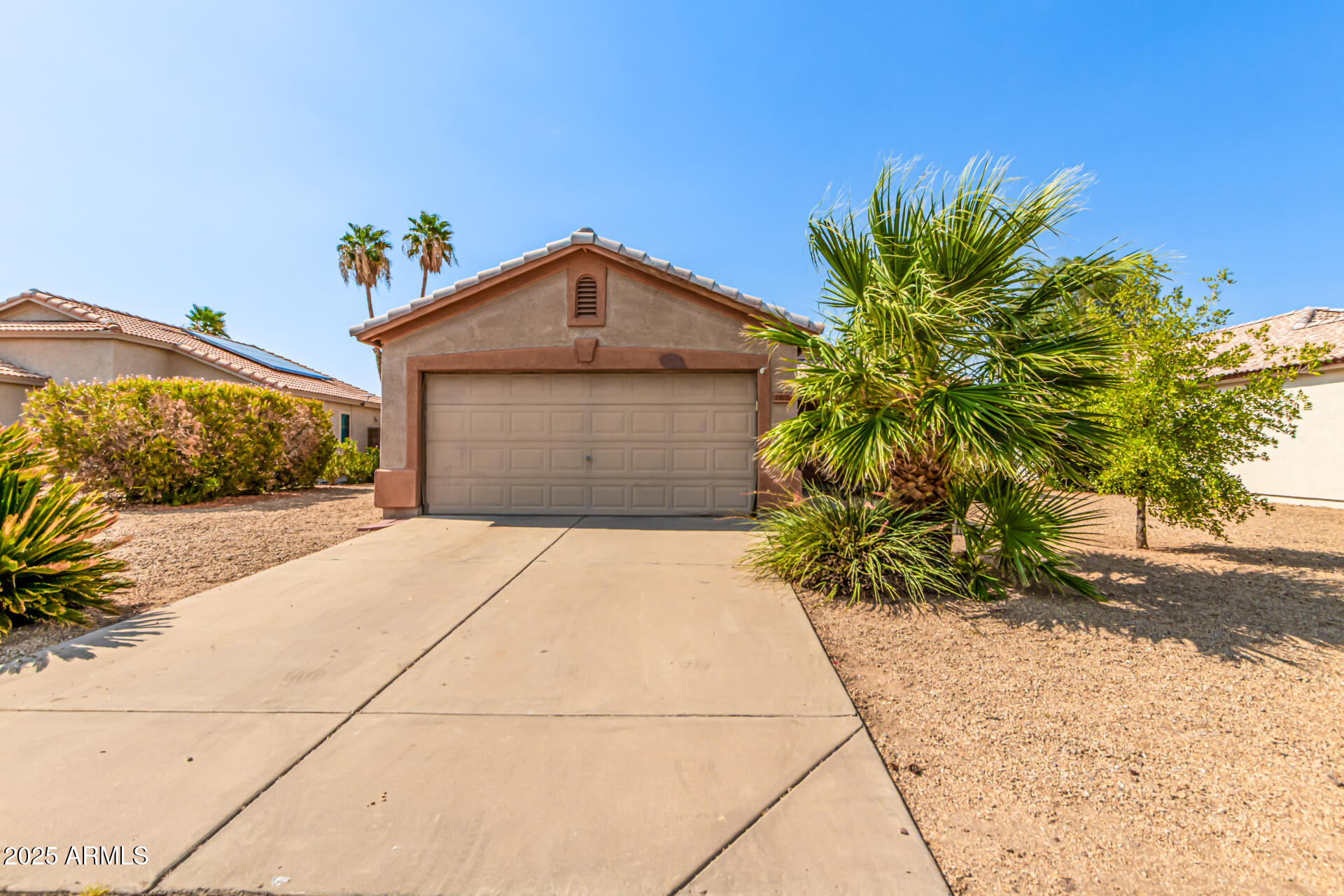 15116 W HONEYSUCKLE Lane