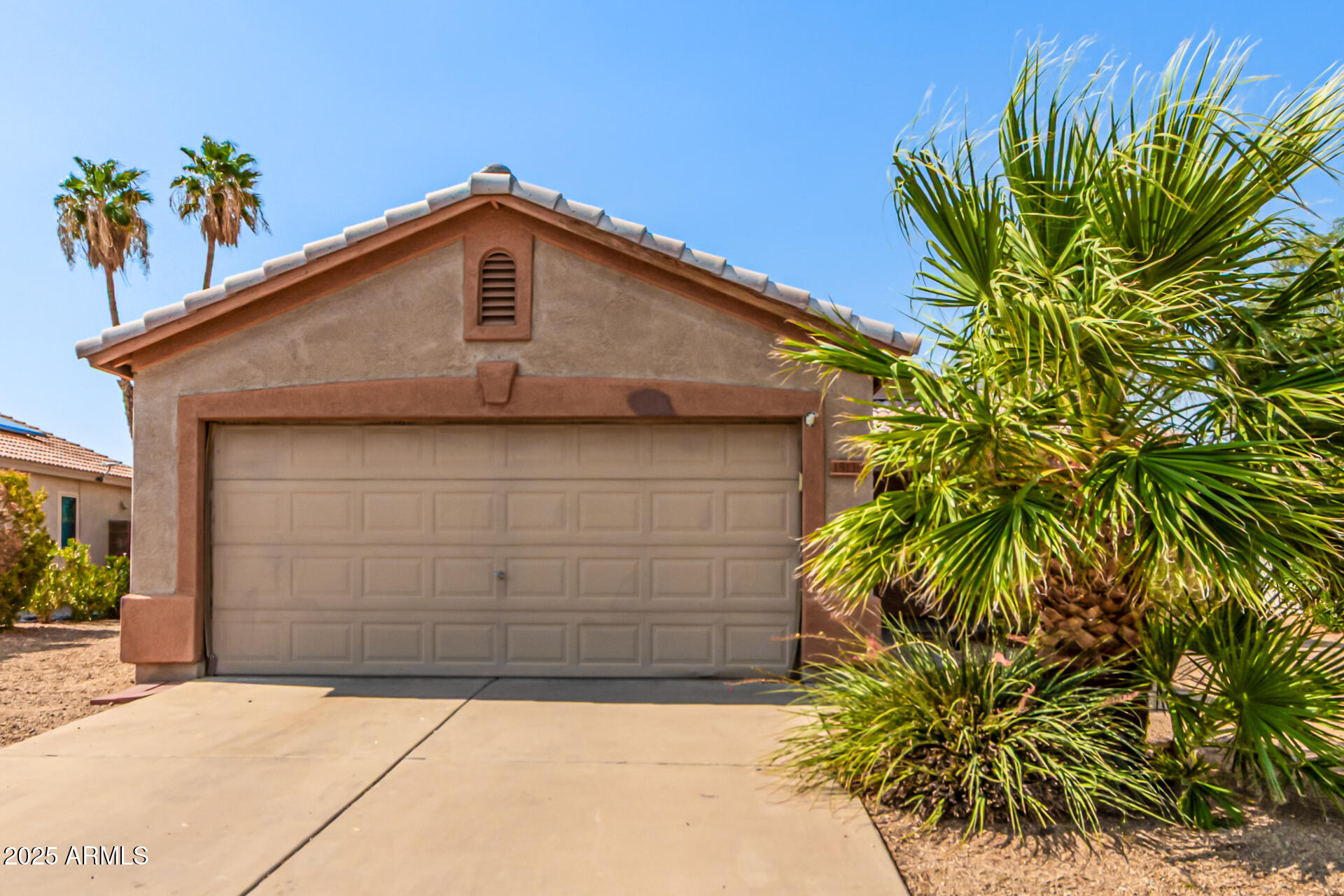15116 W HONEYSUCKLE Lane