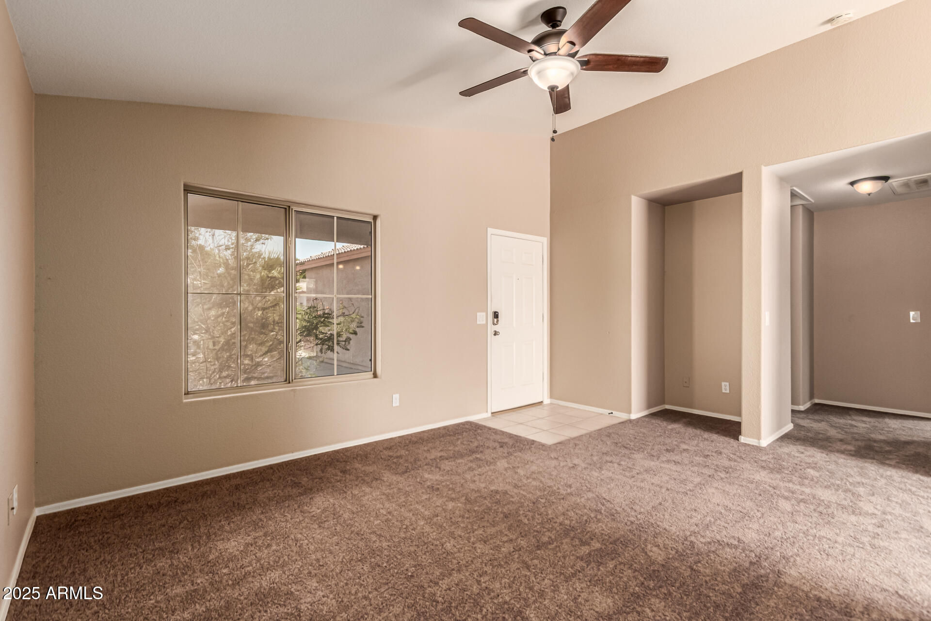 15116 W HONEYSUCKLE Lane