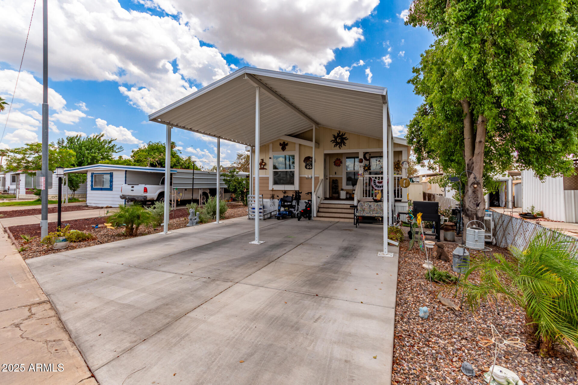 10810 N 91st Avenue, 123