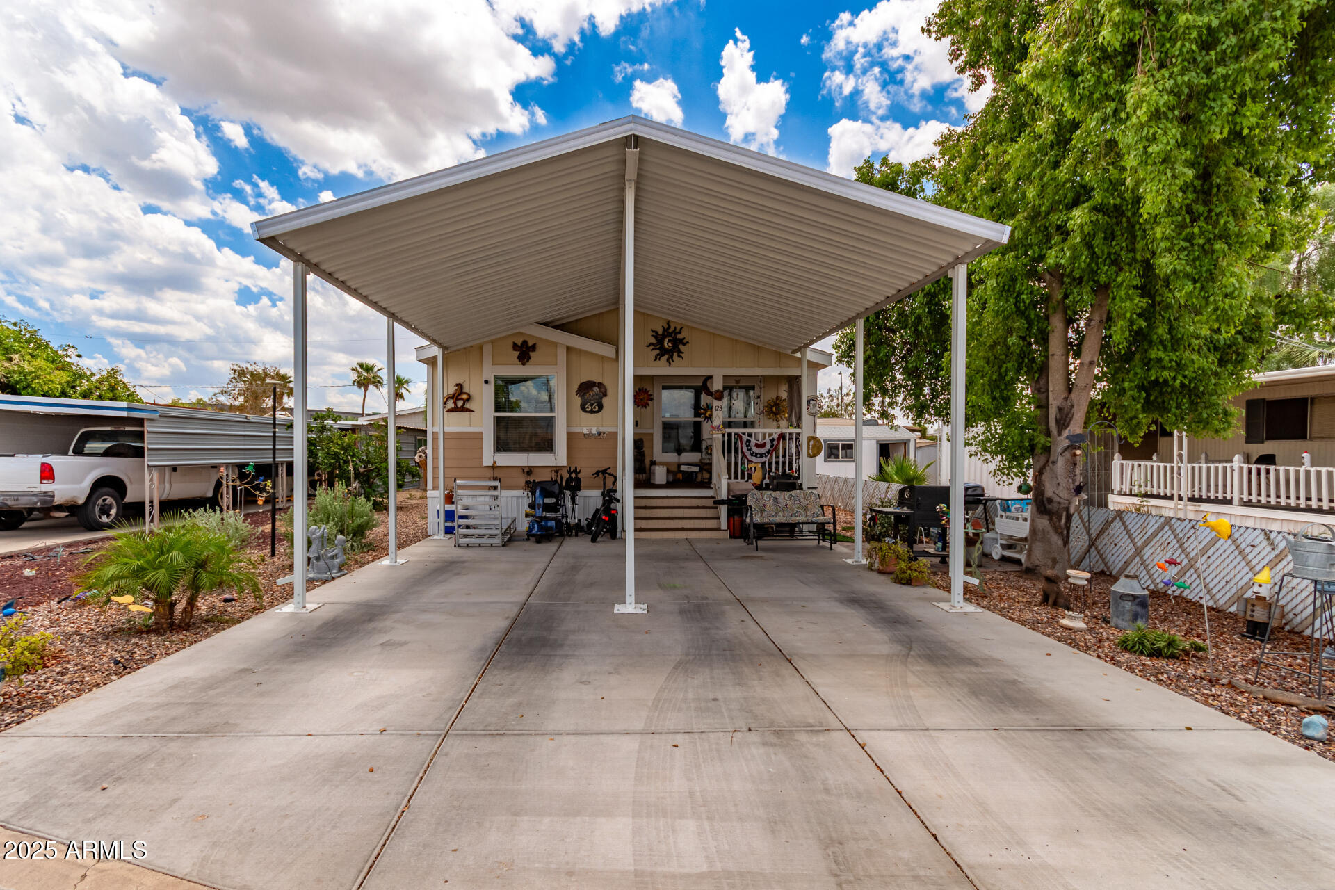 10810 N 91st Avenue, 123