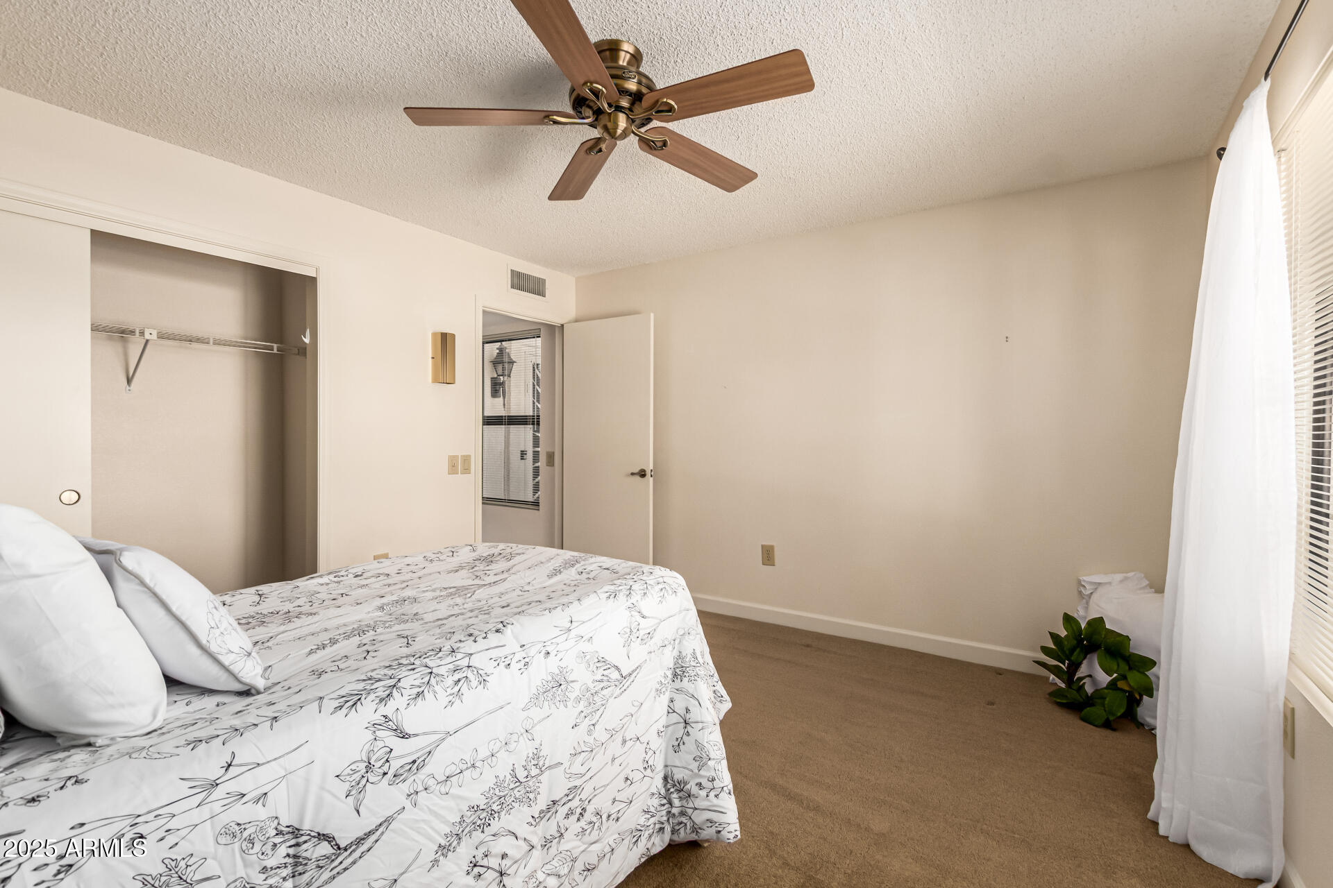 19403 N TRAIL RIDGE Drive