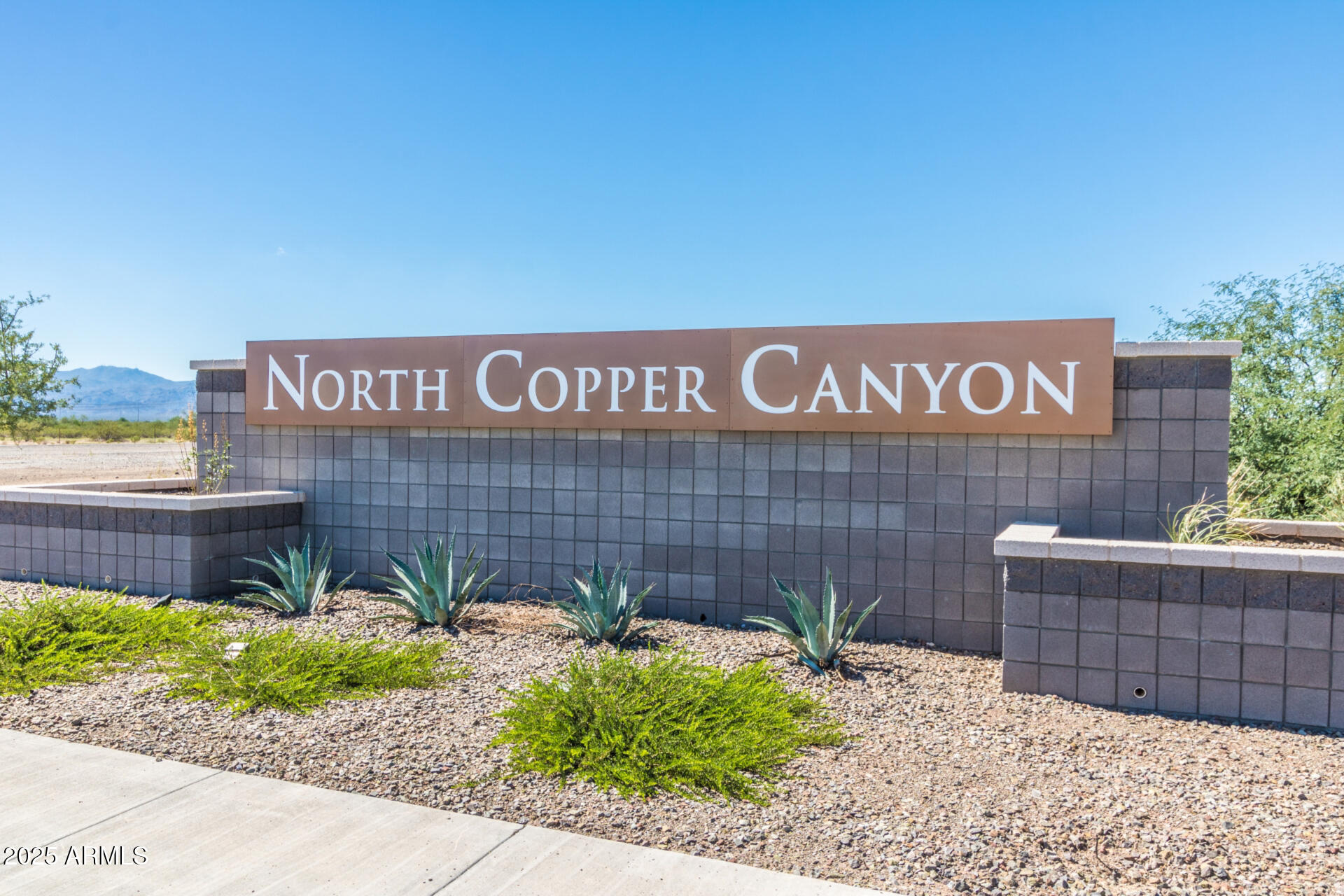 17872 W COUNTRY CLUB Terrace