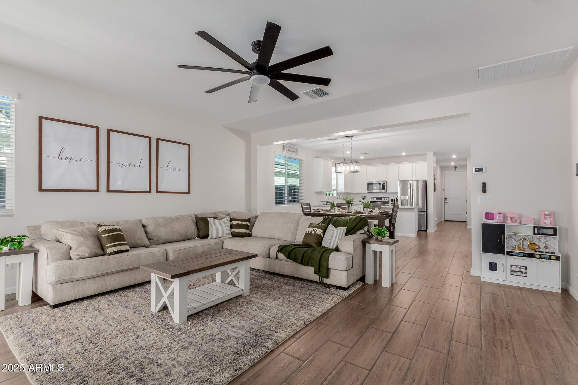 17872 W COUNTRY CLUB Terrace