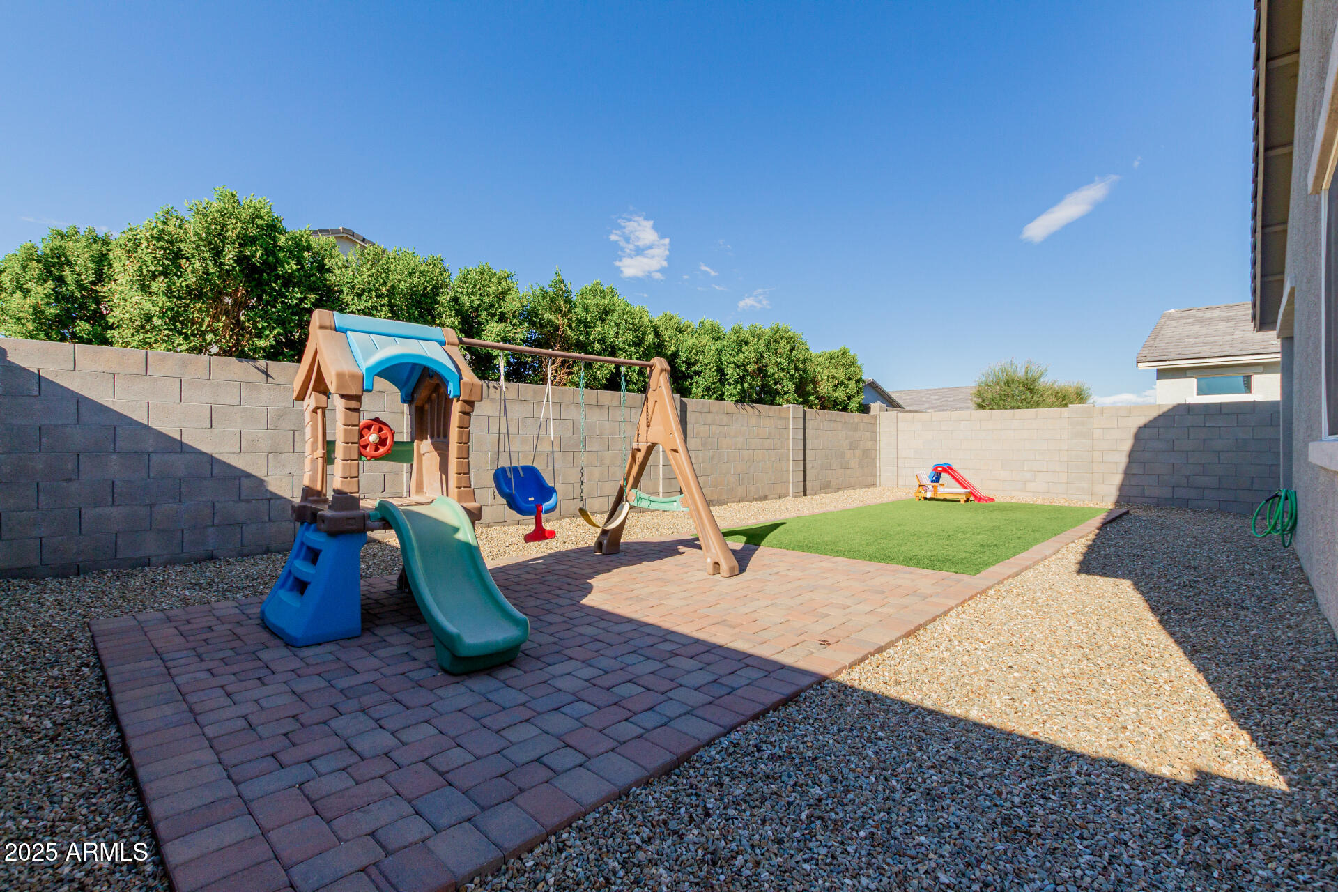 17872 W COUNTRY CLUB Terrace