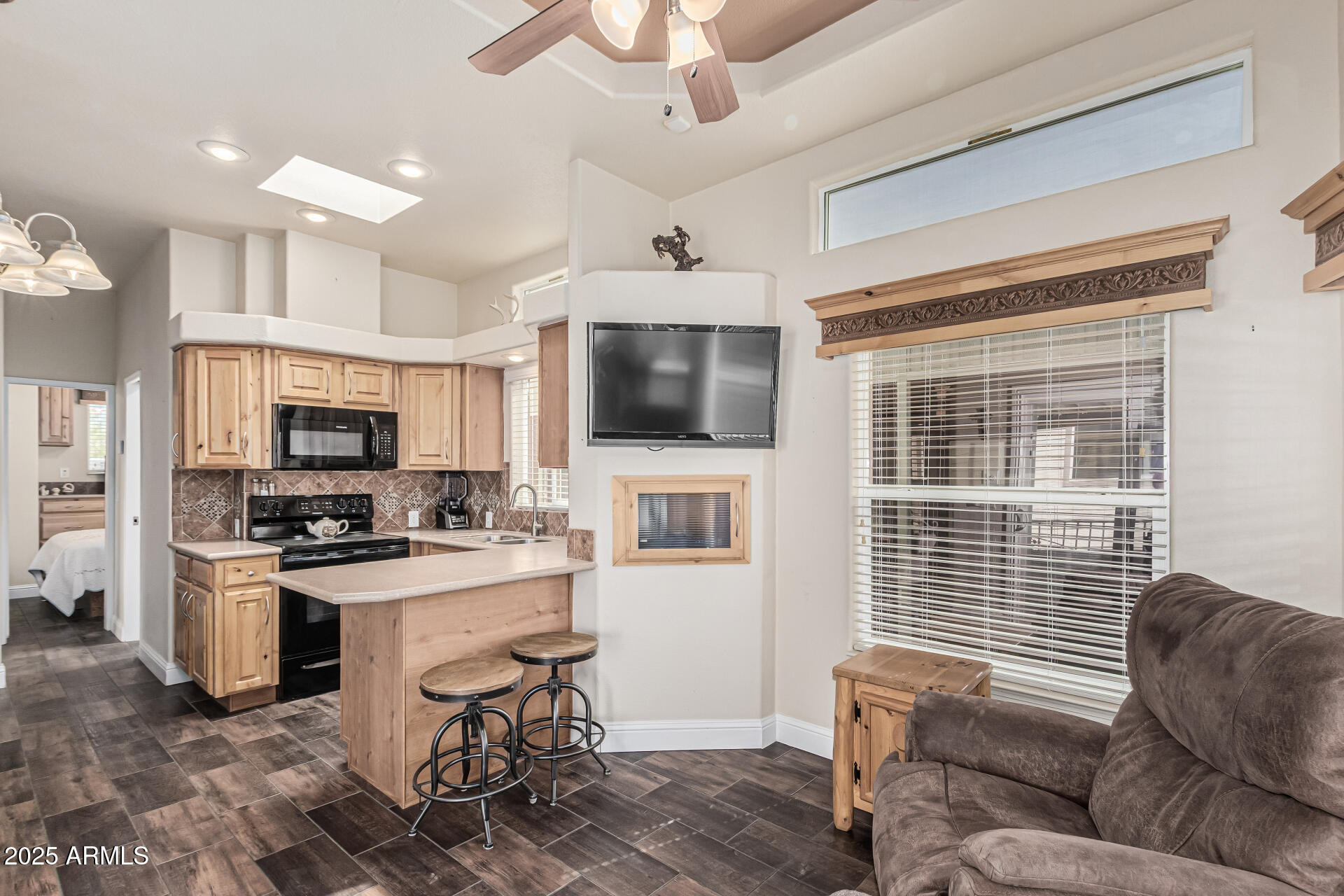 76 JACKNIFE Drive, 76, Apache Junction Unit: 76