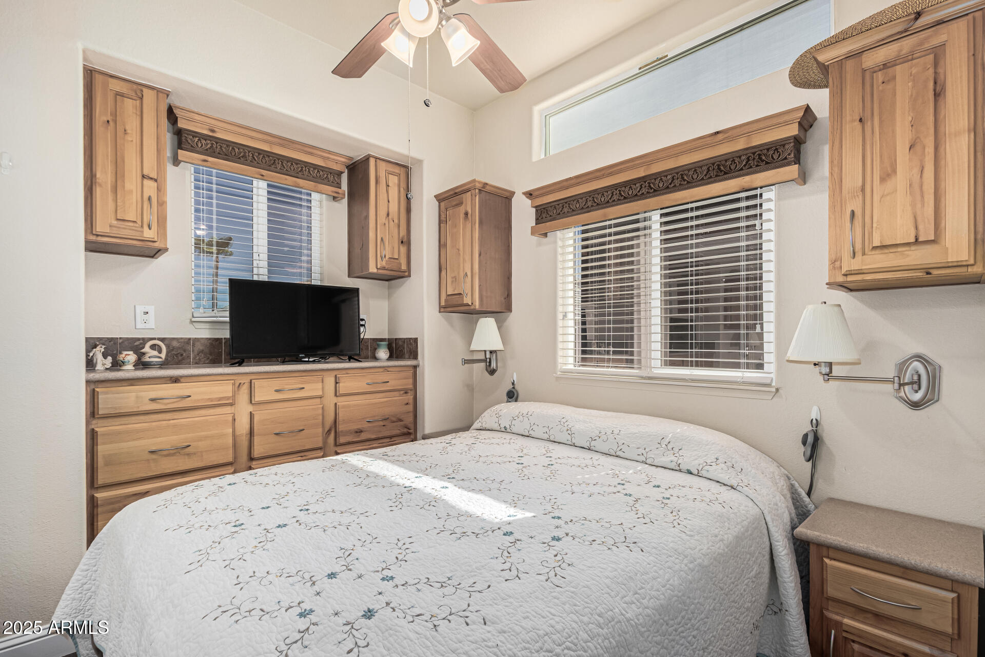 76 JACKNIFE Drive, 76, Apache Junction Unit: 76