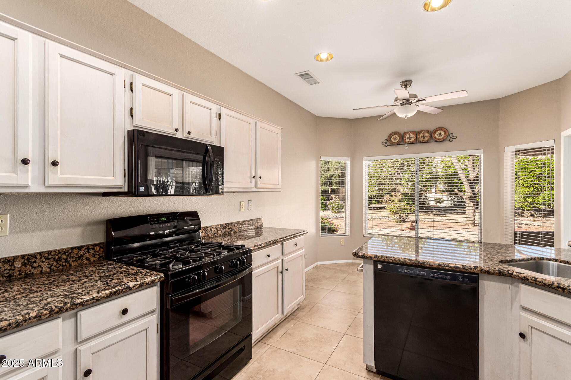 16132 W SENTINEL Drive