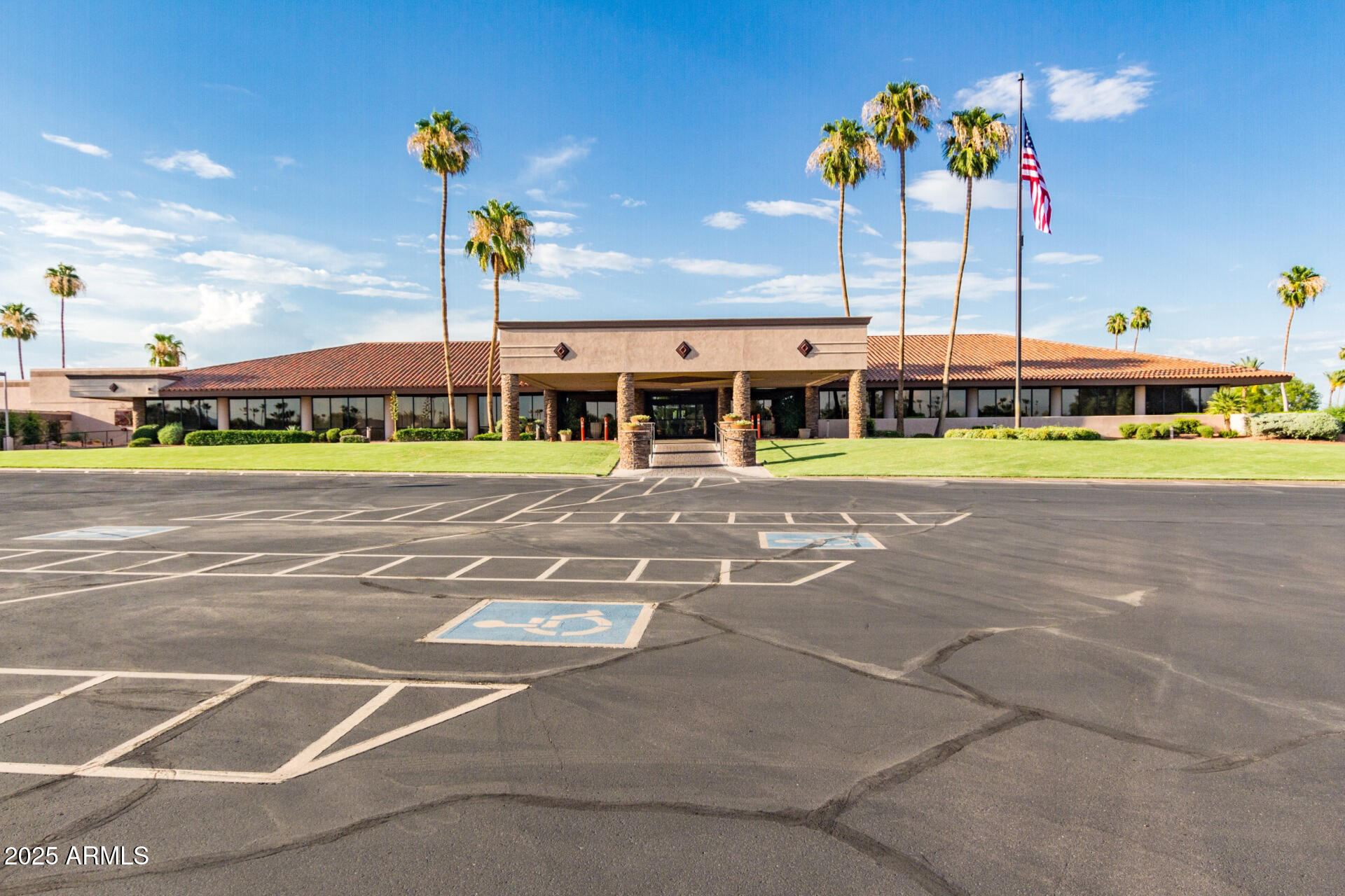 16132 W SENTINEL Drive