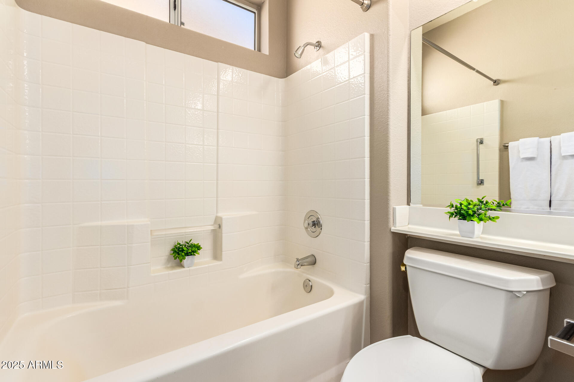 16132 W SENTINEL Drive