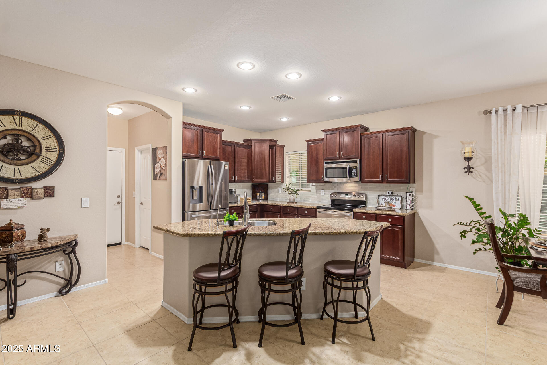 11752 N 165TH Avenue