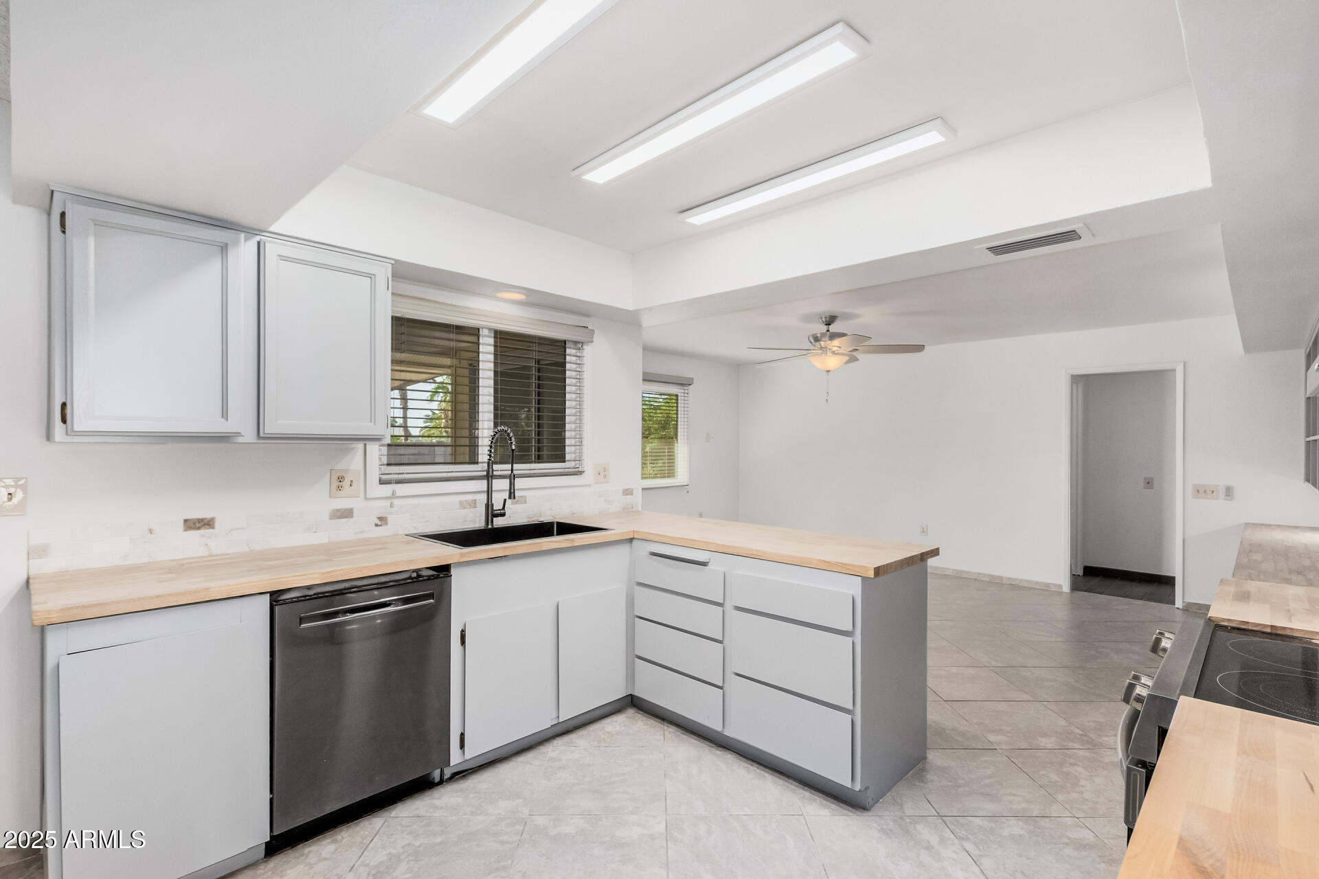 13207 W MESA VERDE Drive