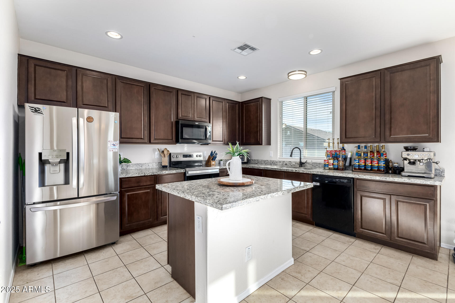 17525 W MONTE LINDO Lane