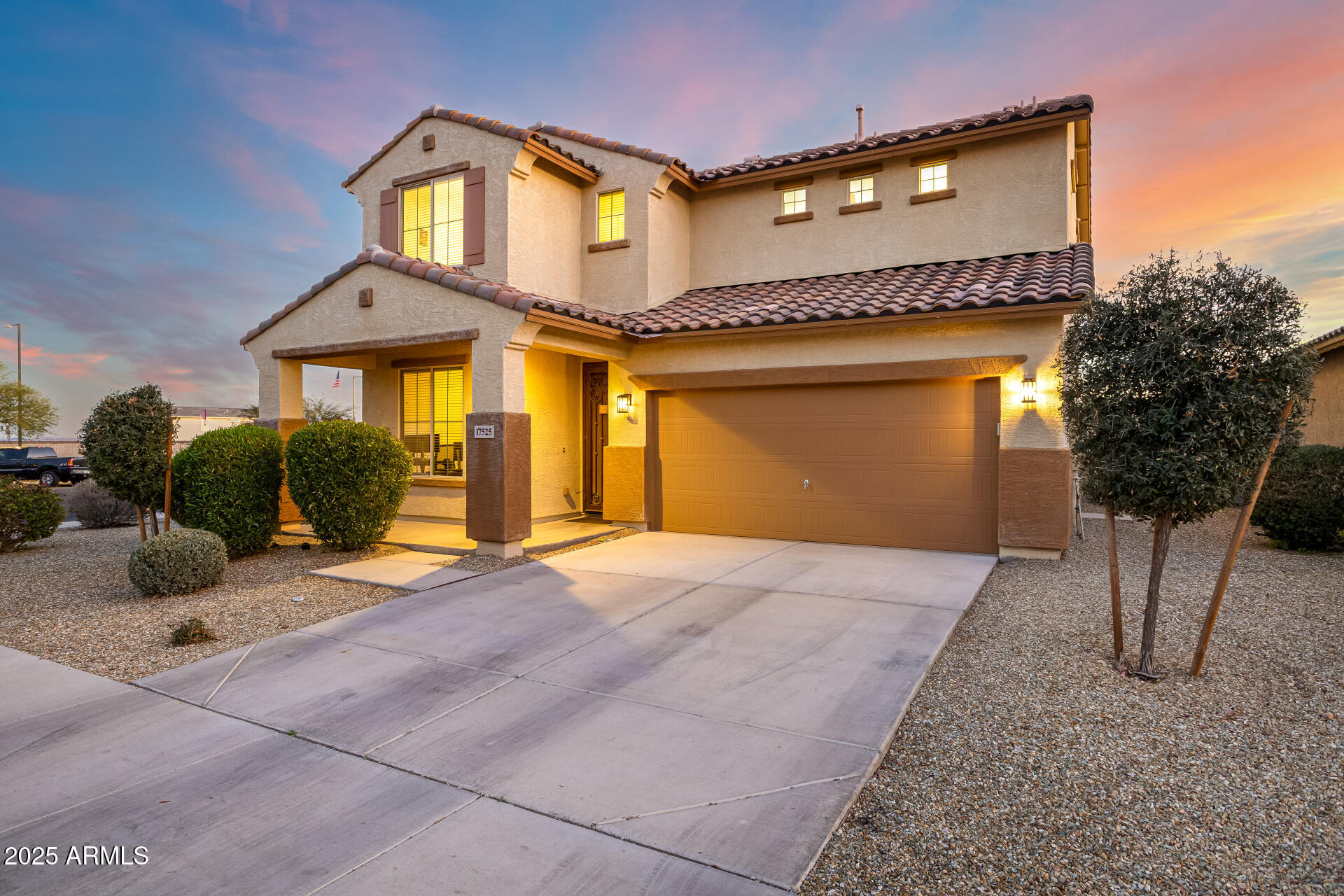 17525 W MONTE LINDO Lane