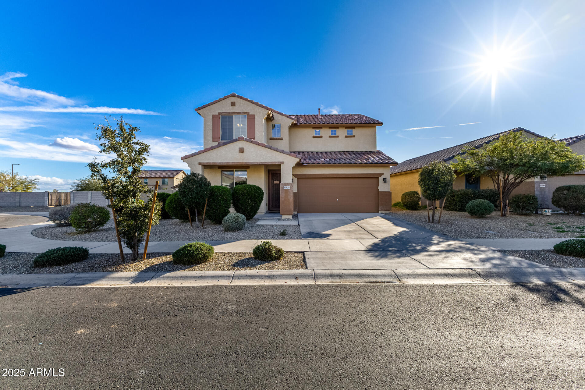 17525 W MONTE LINDO Lane