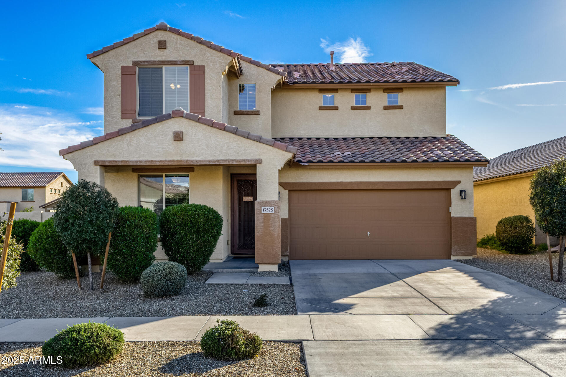 17525 W MONTE LINDO Lane