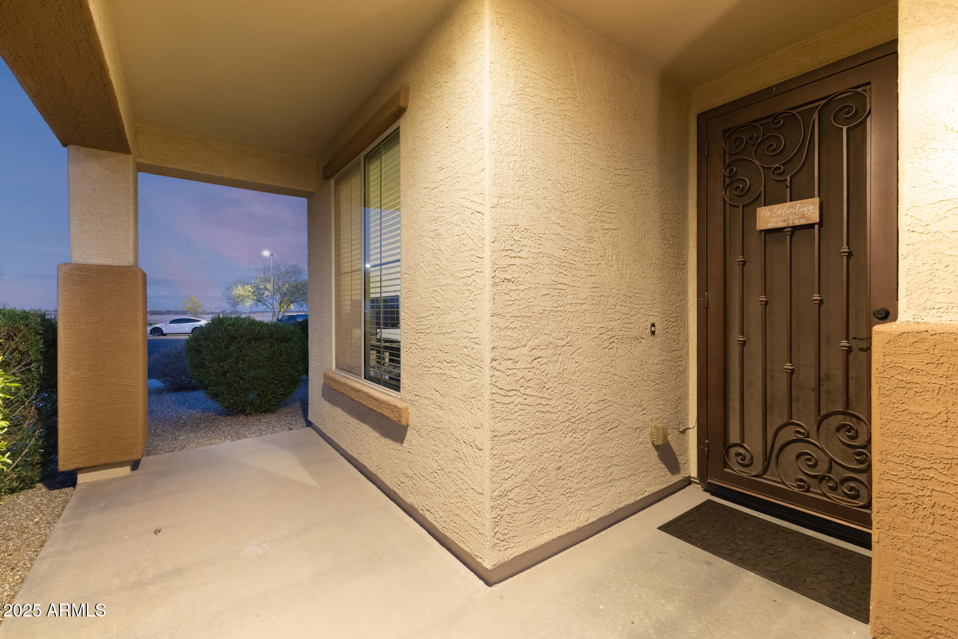 17525 W MONTE LINDO Lane