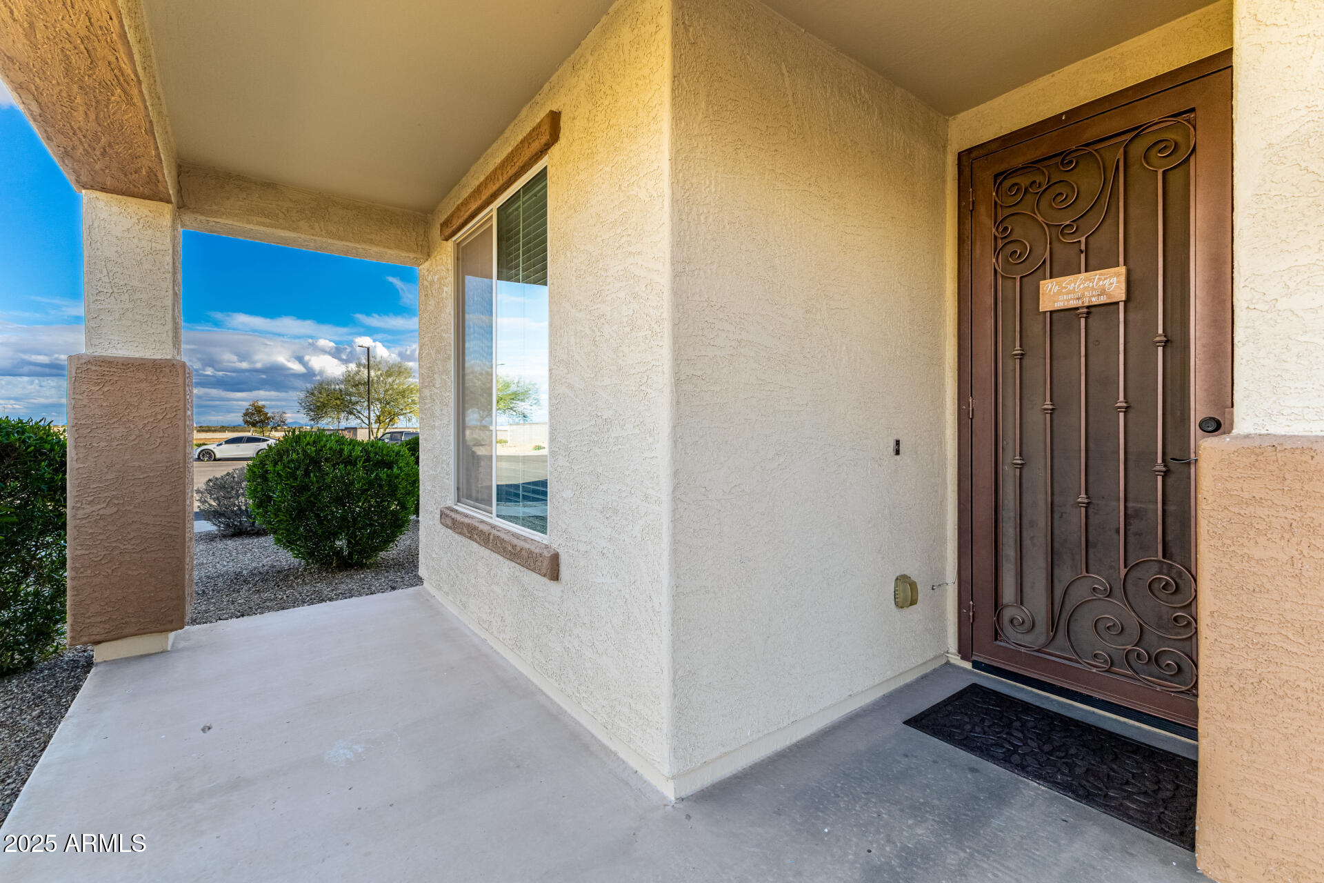 17525 W MONTE LINDO Lane