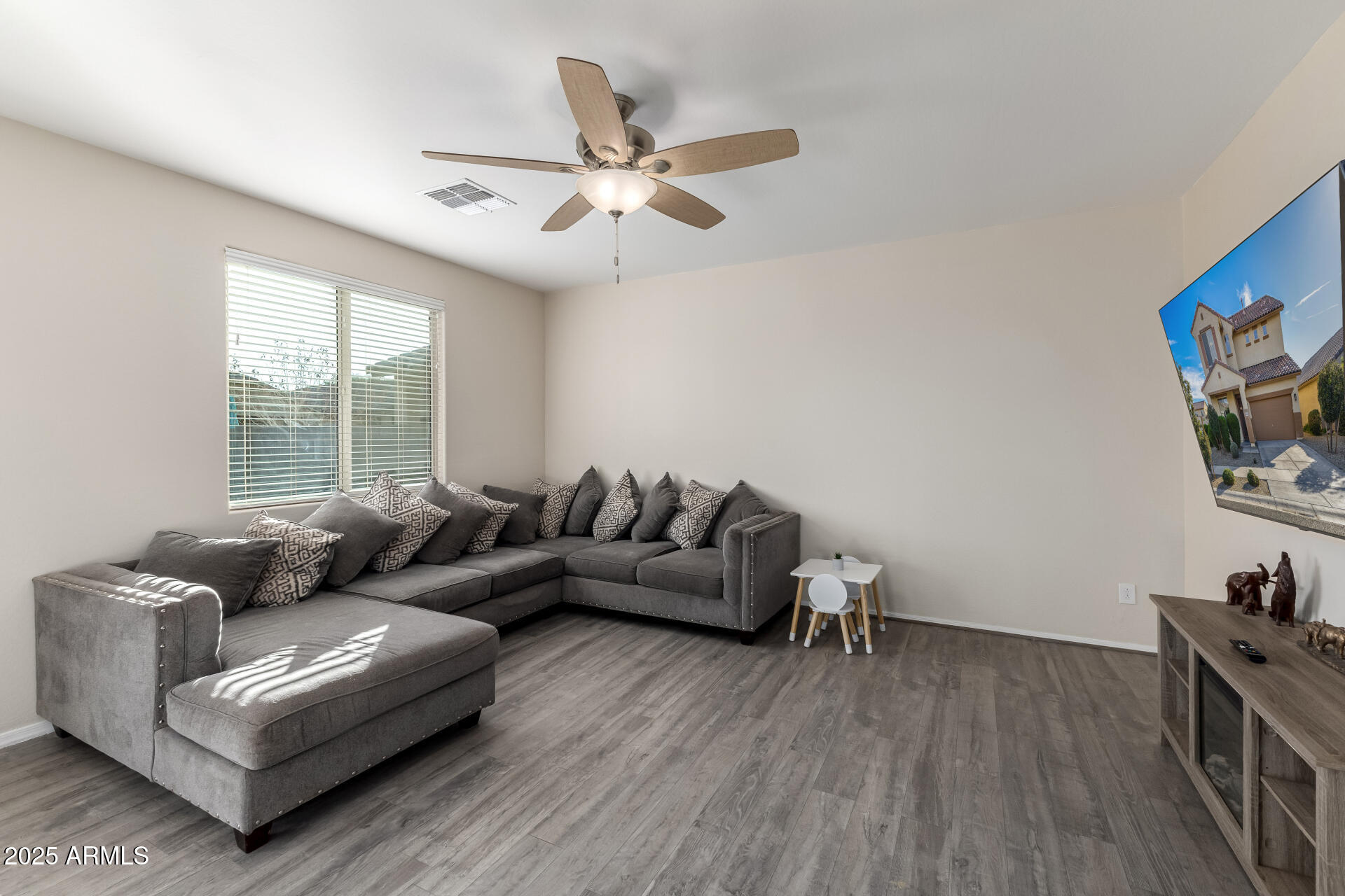 17525 W MONTE LINDO Lane