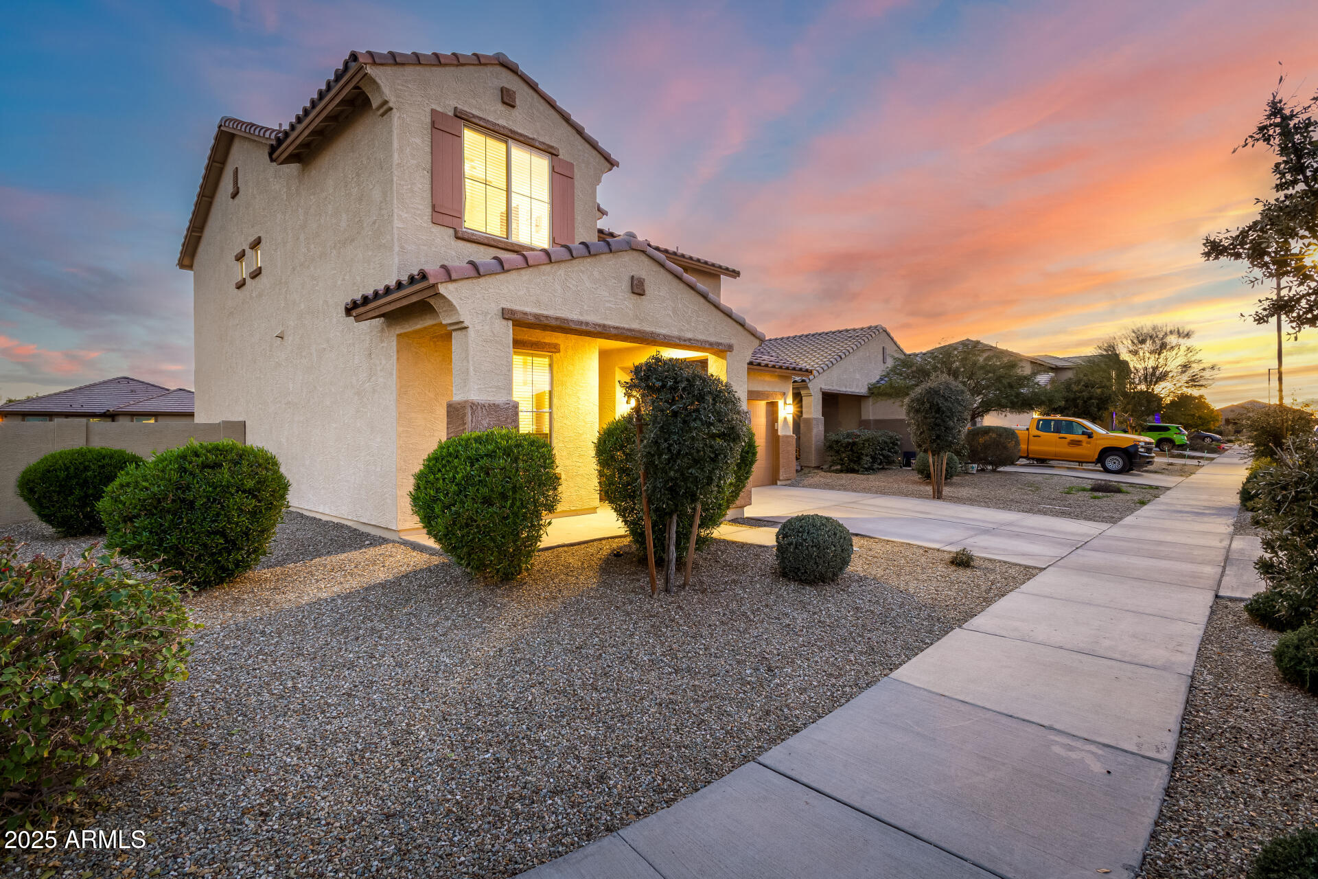 17525 W MONTE LINDO Lane