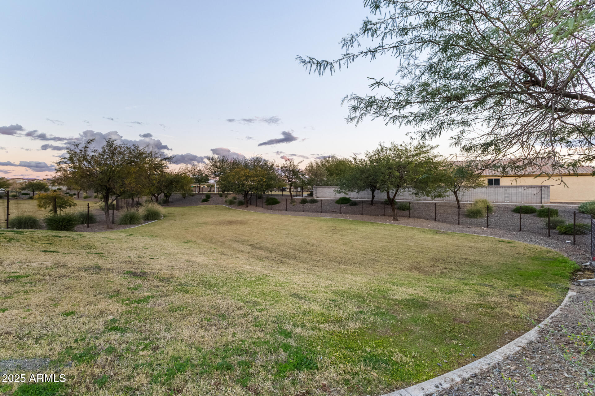 17525 W MONTE LINDO Lane