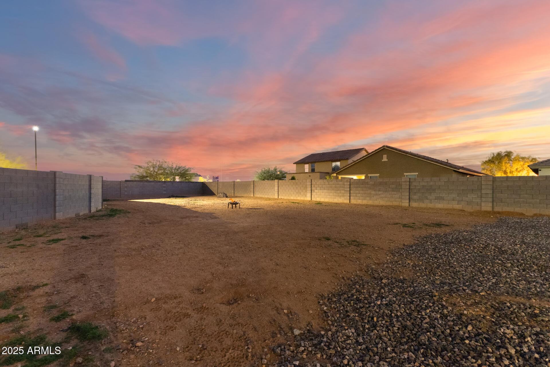 17525 W MONTE LINDO Lane