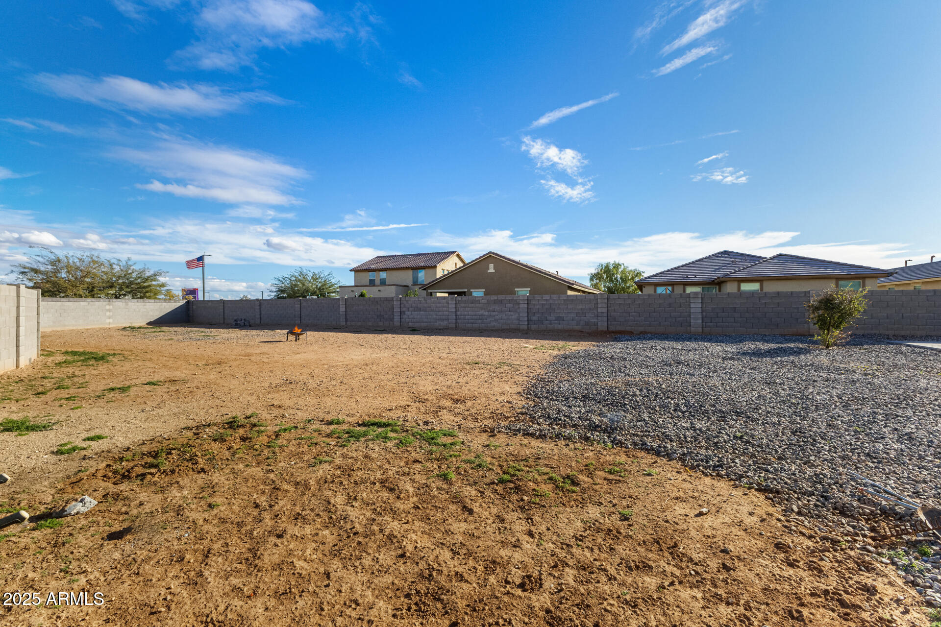 17525 W MONTE LINDO Lane