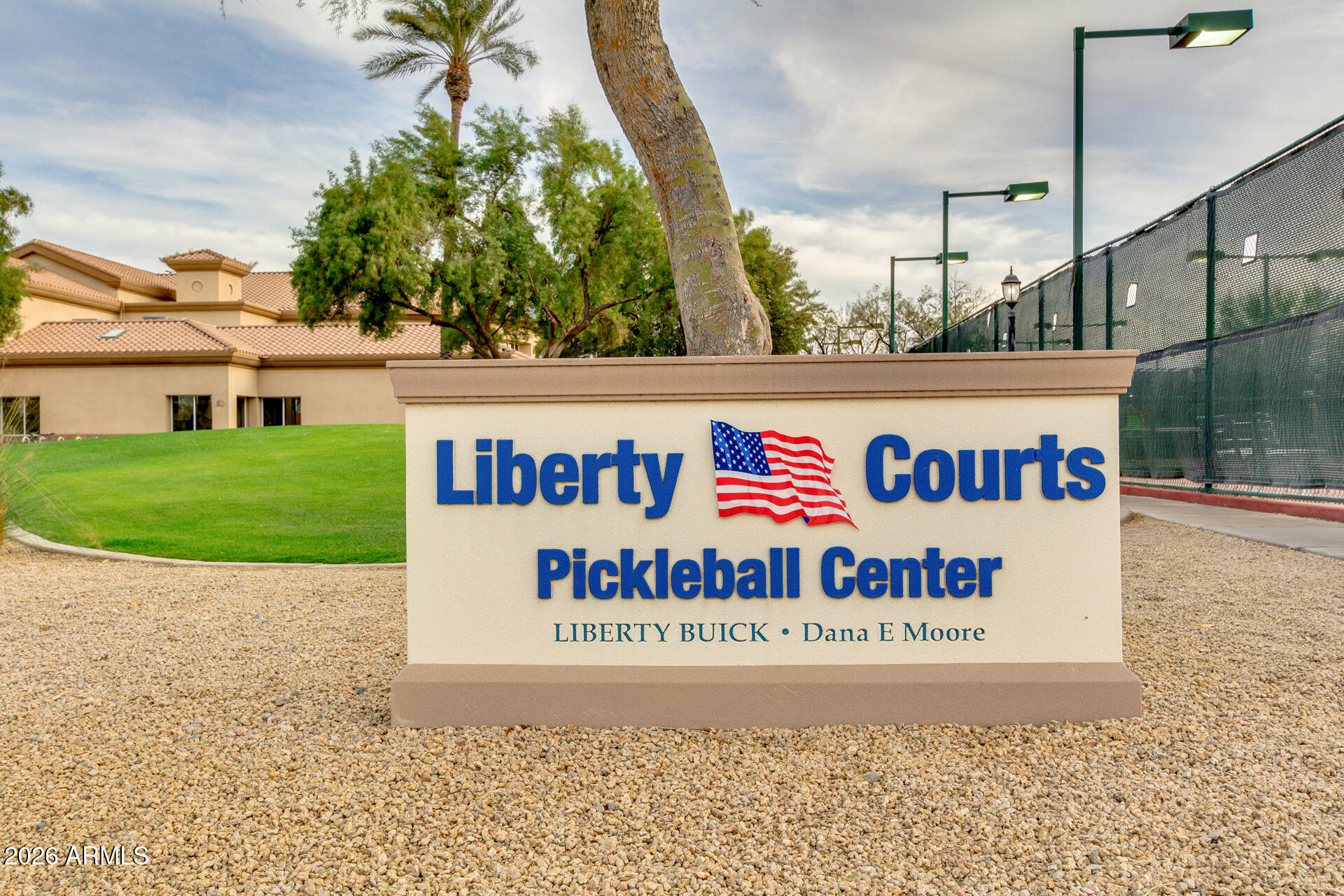 12423 W FOXFIRE Drive