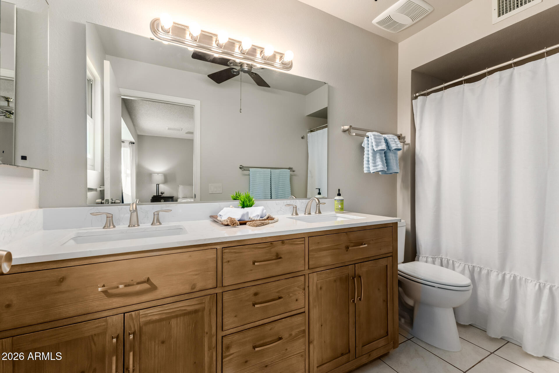 12423 W FOXFIRE Drive