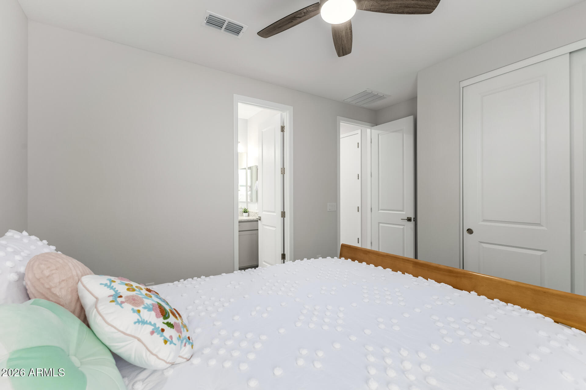 18038 W AVENIDA DEL SOL