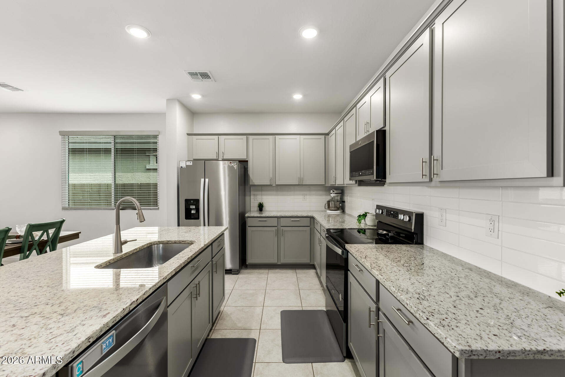 18038 W AVENIDA DEL SOL