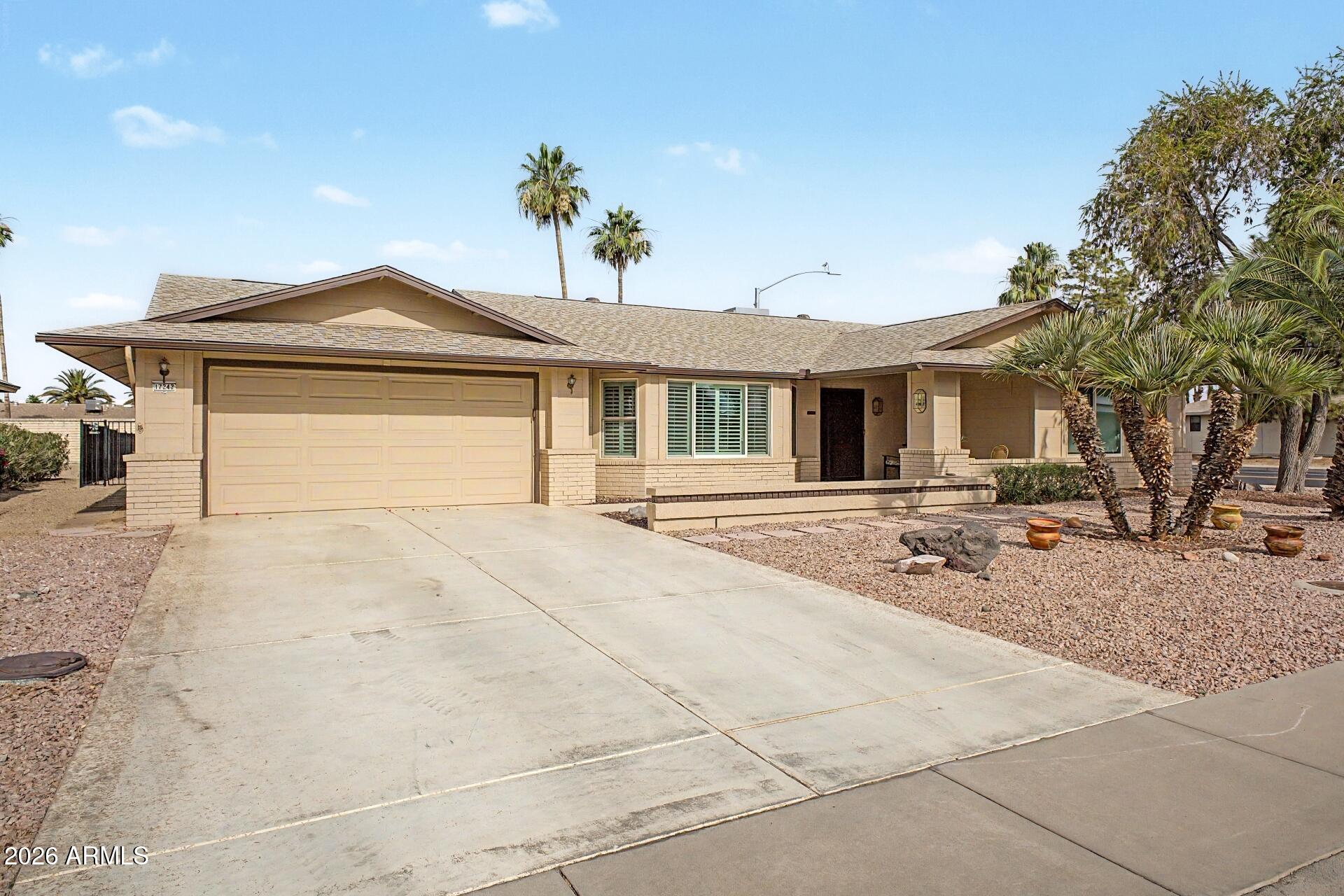 17242 N DESERT GLEN Drive