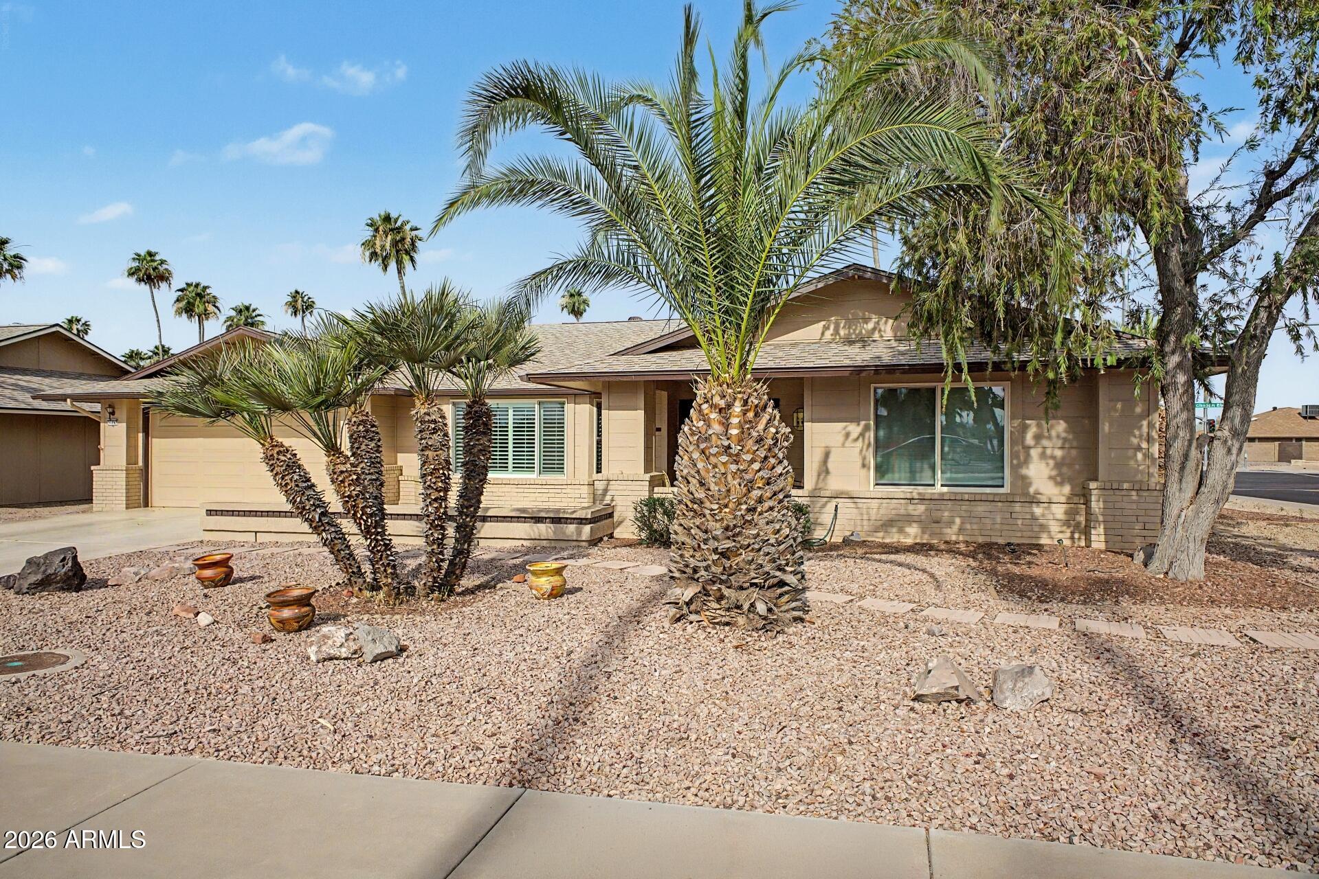 17242 N DESERT GLEN Drive