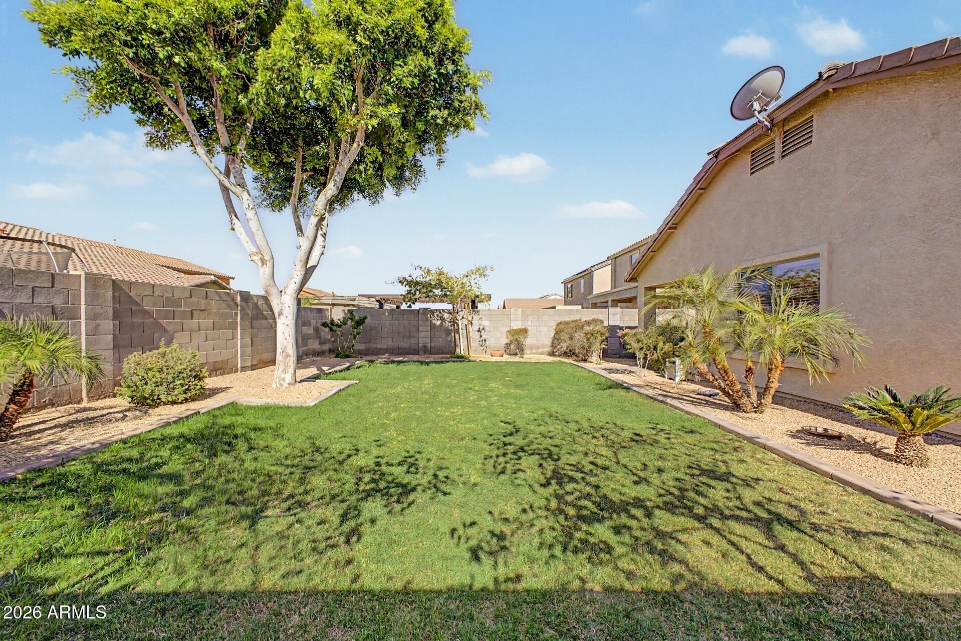18236 W MISSION Lane