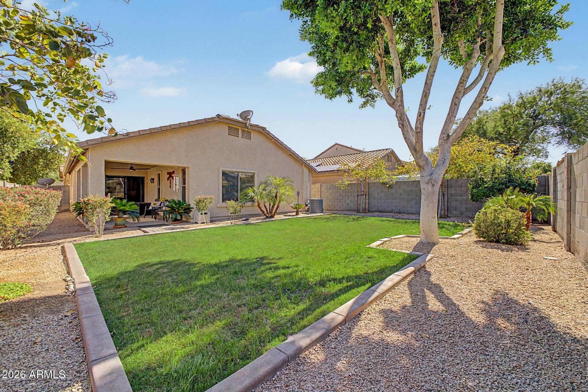 18236 W MISSION Lane