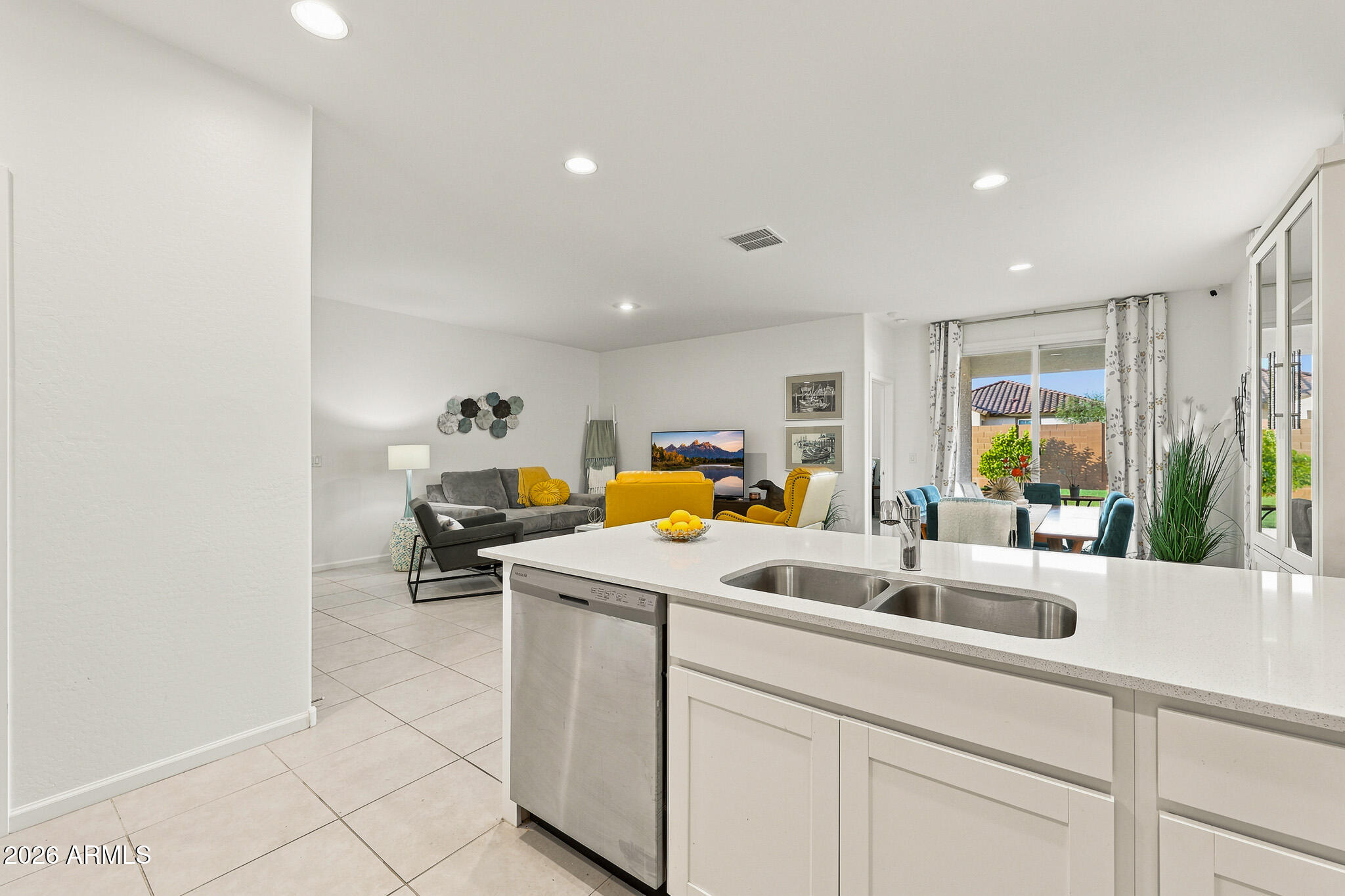 17310 W SMOKETREE Drive