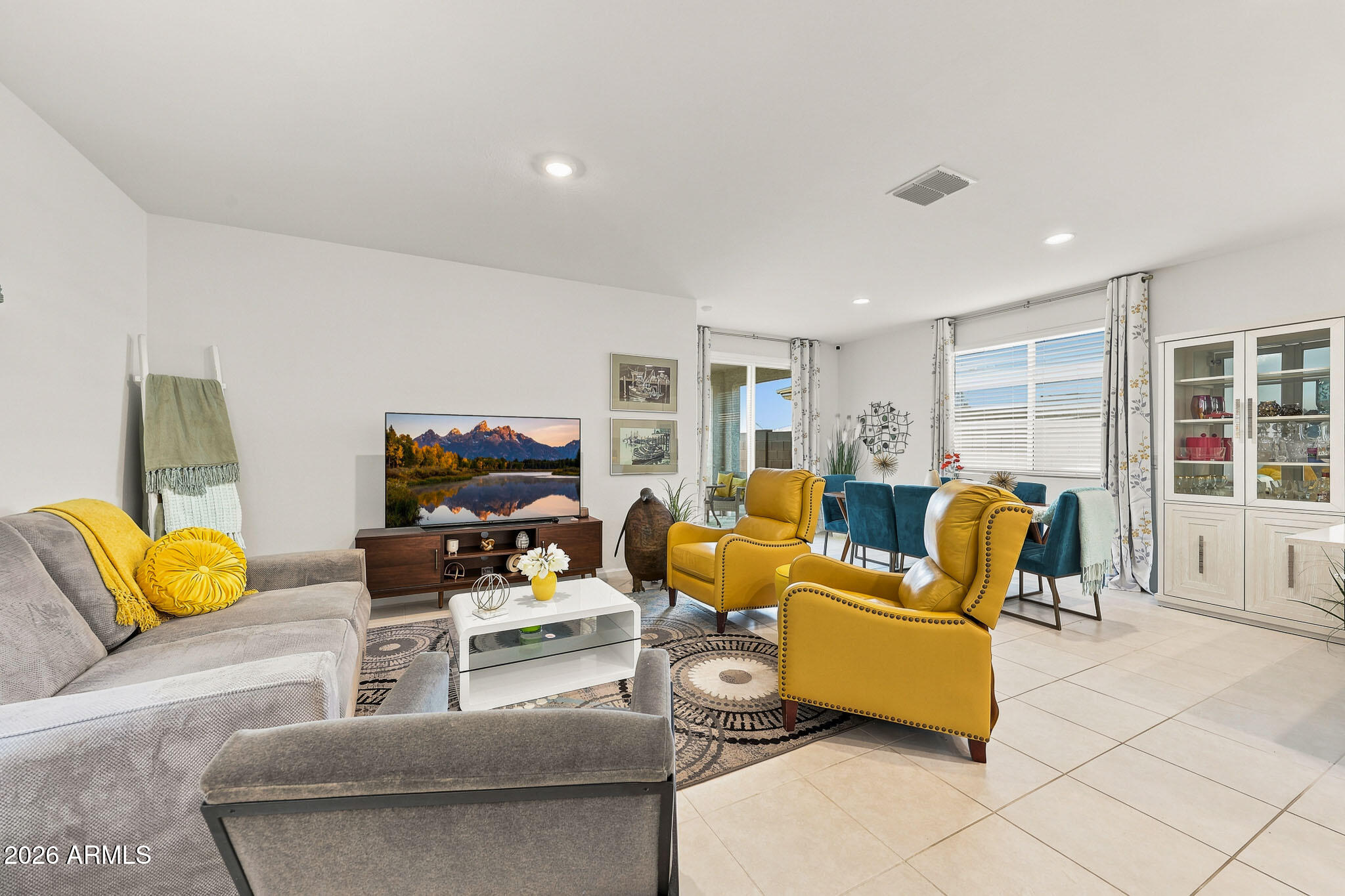 17310 W SMOKETREE Drive