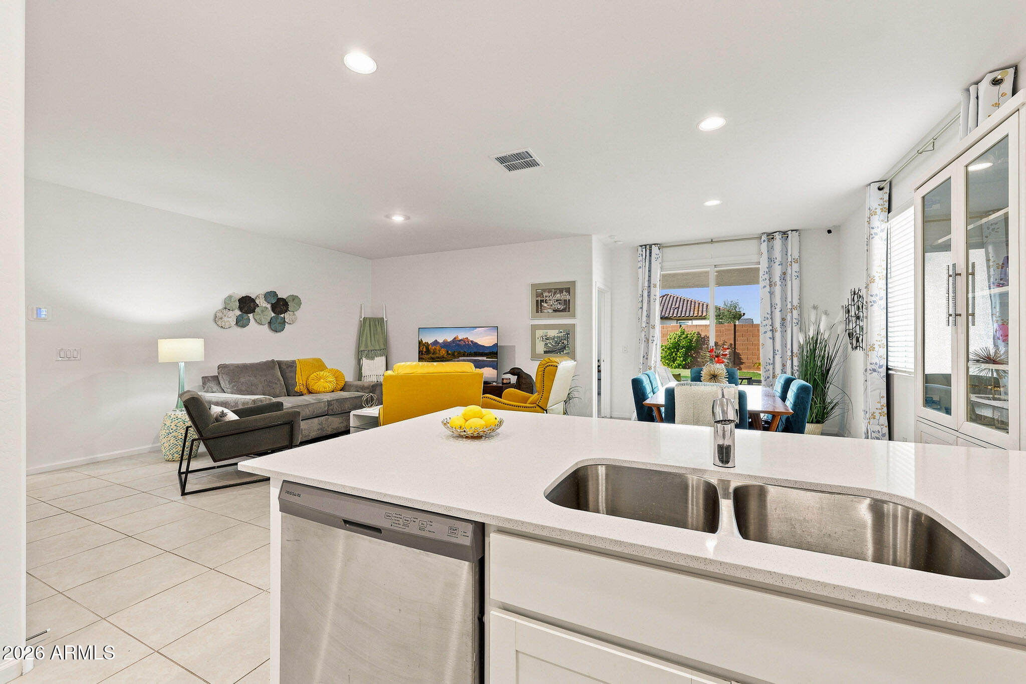 17310 W SMOKETREE Drive