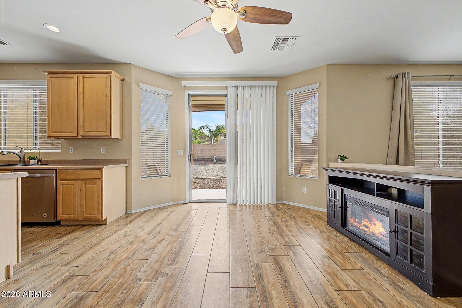 31292 N SADDLEBAG Lane