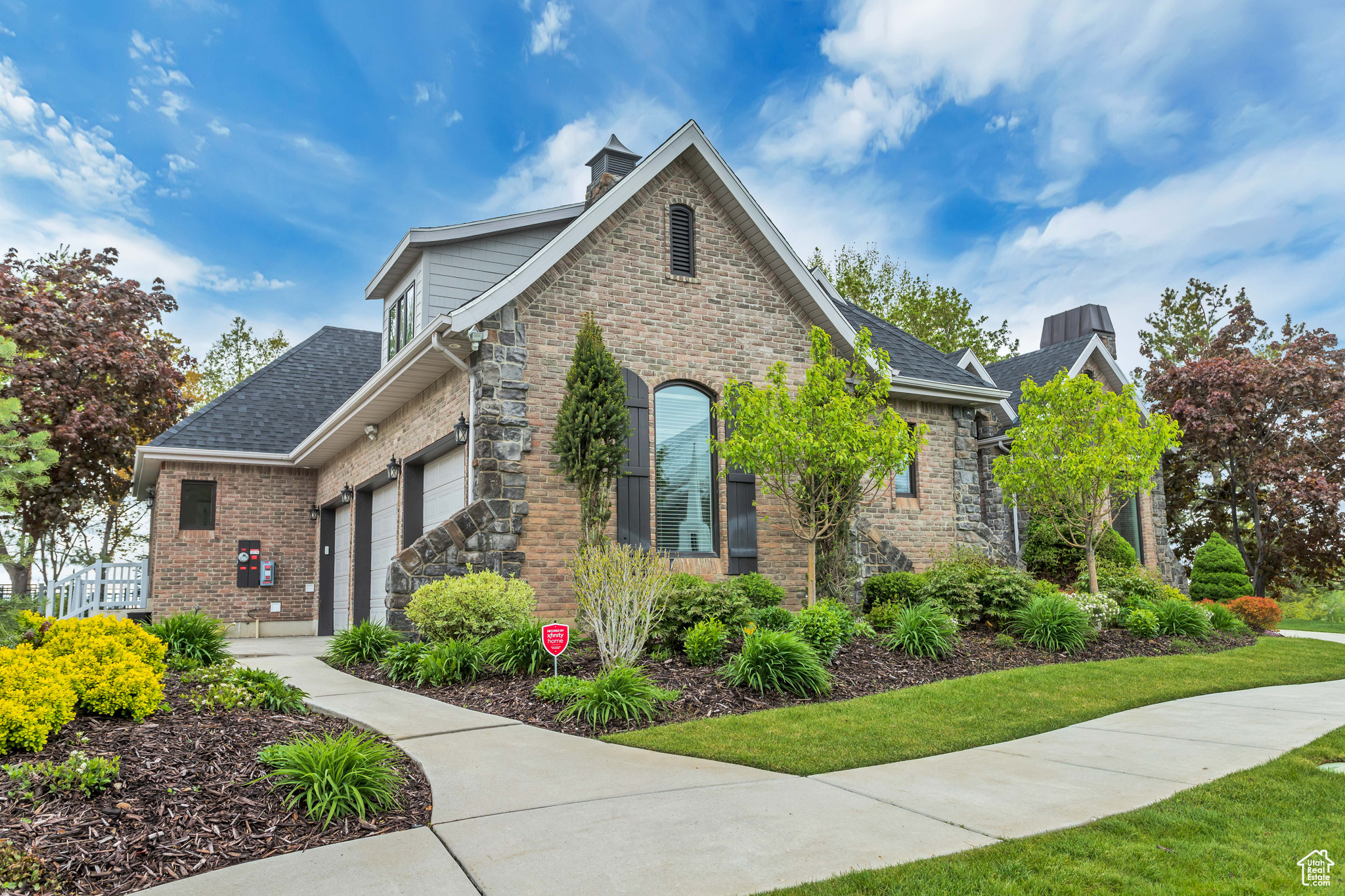 705 HAWKS REST DR