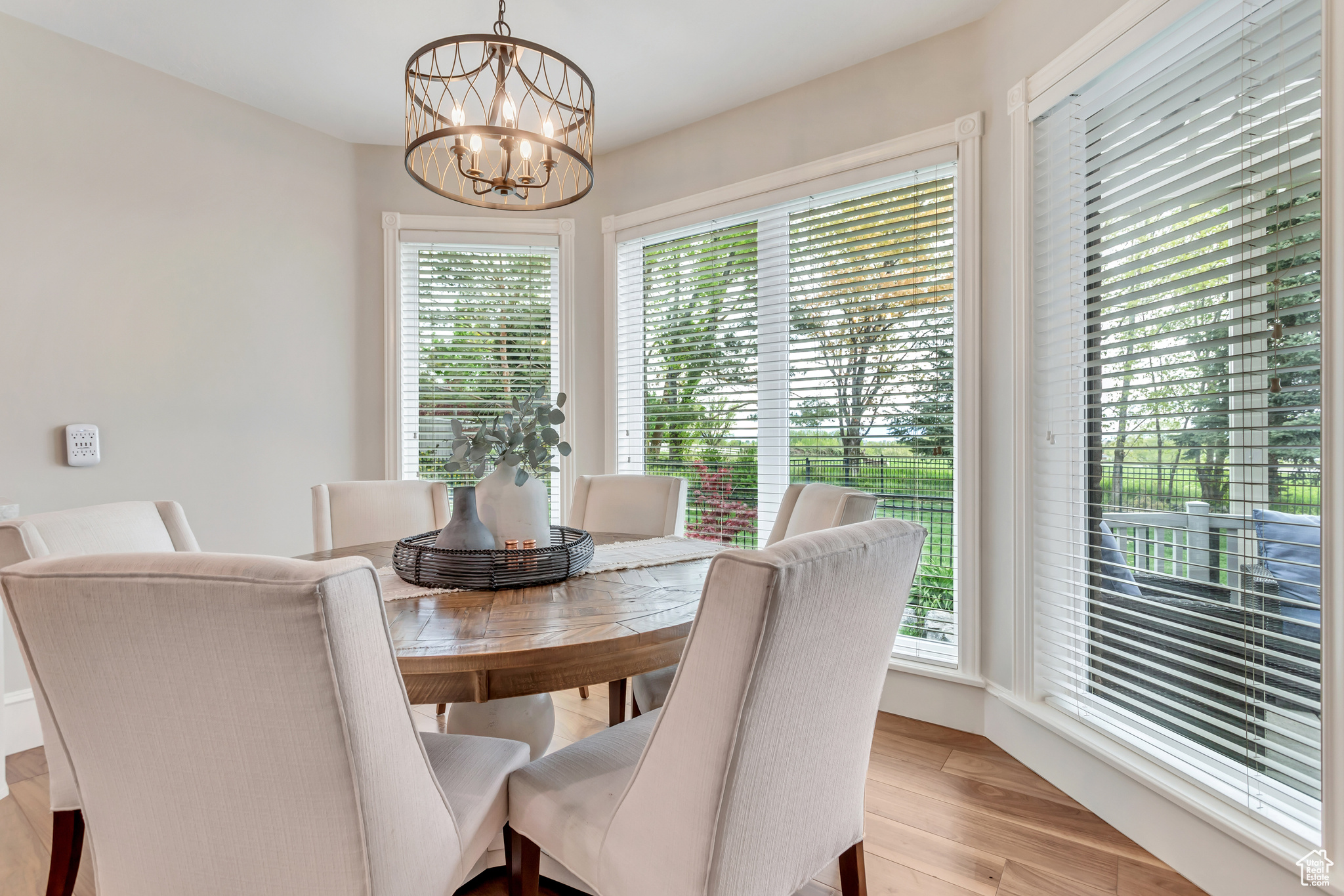 705 HAWKS REST DR