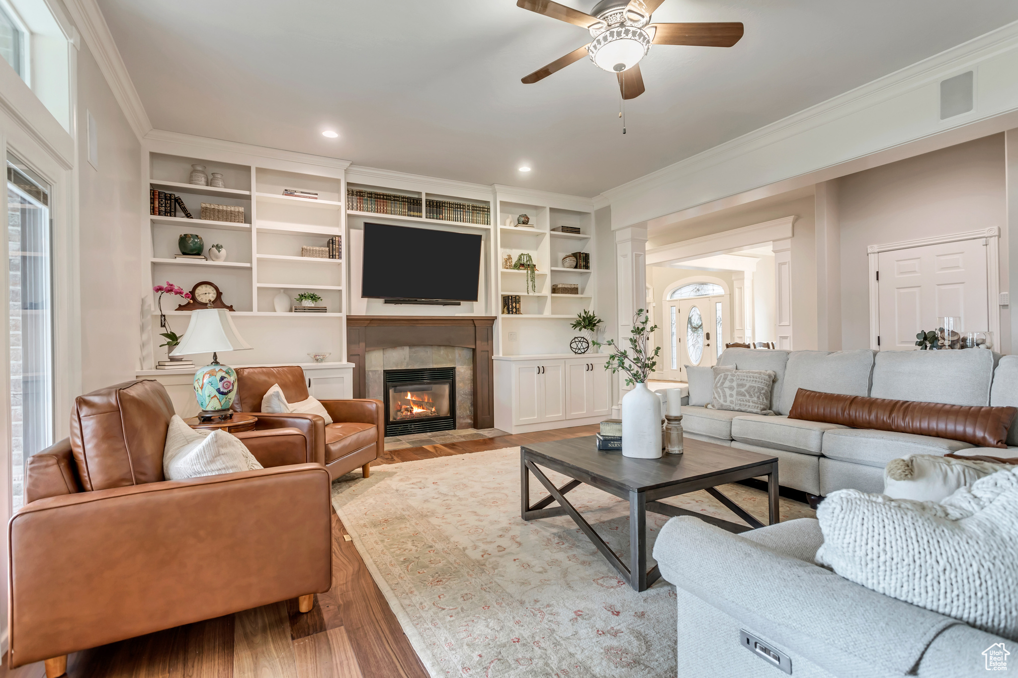 705 HAWKS REST DR