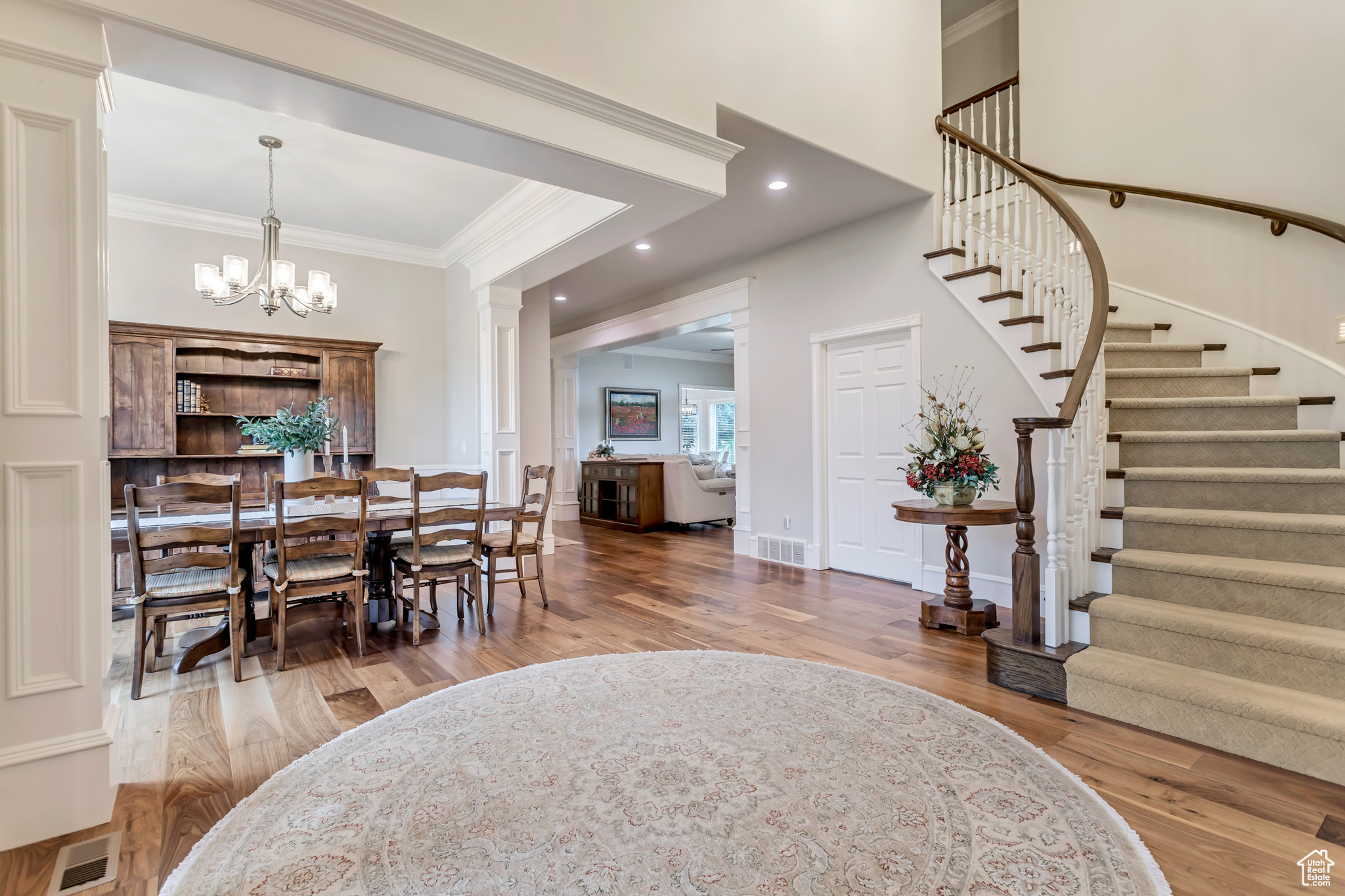 705 HAWKS REST DR