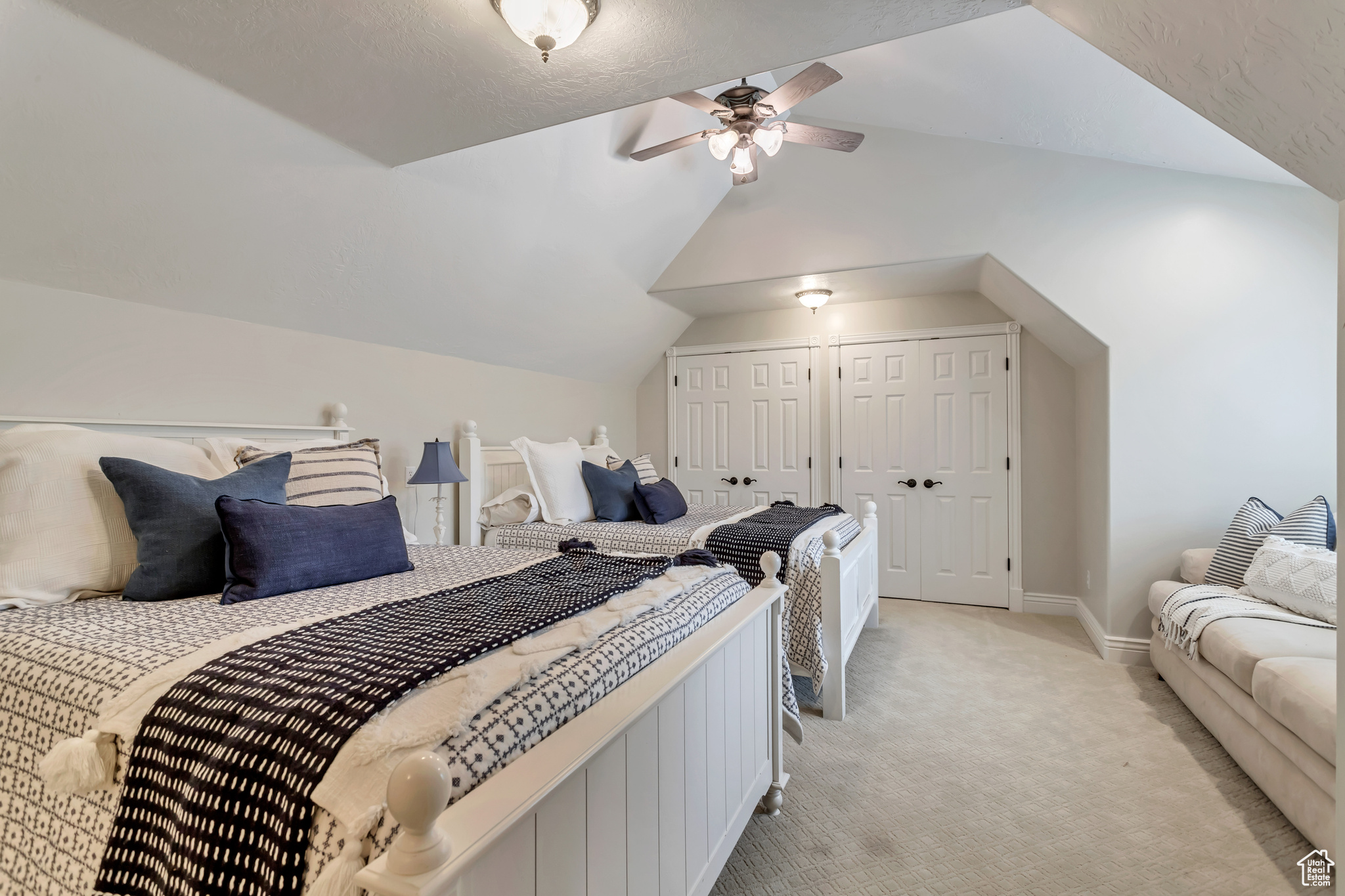 705 HAWKS REST DR