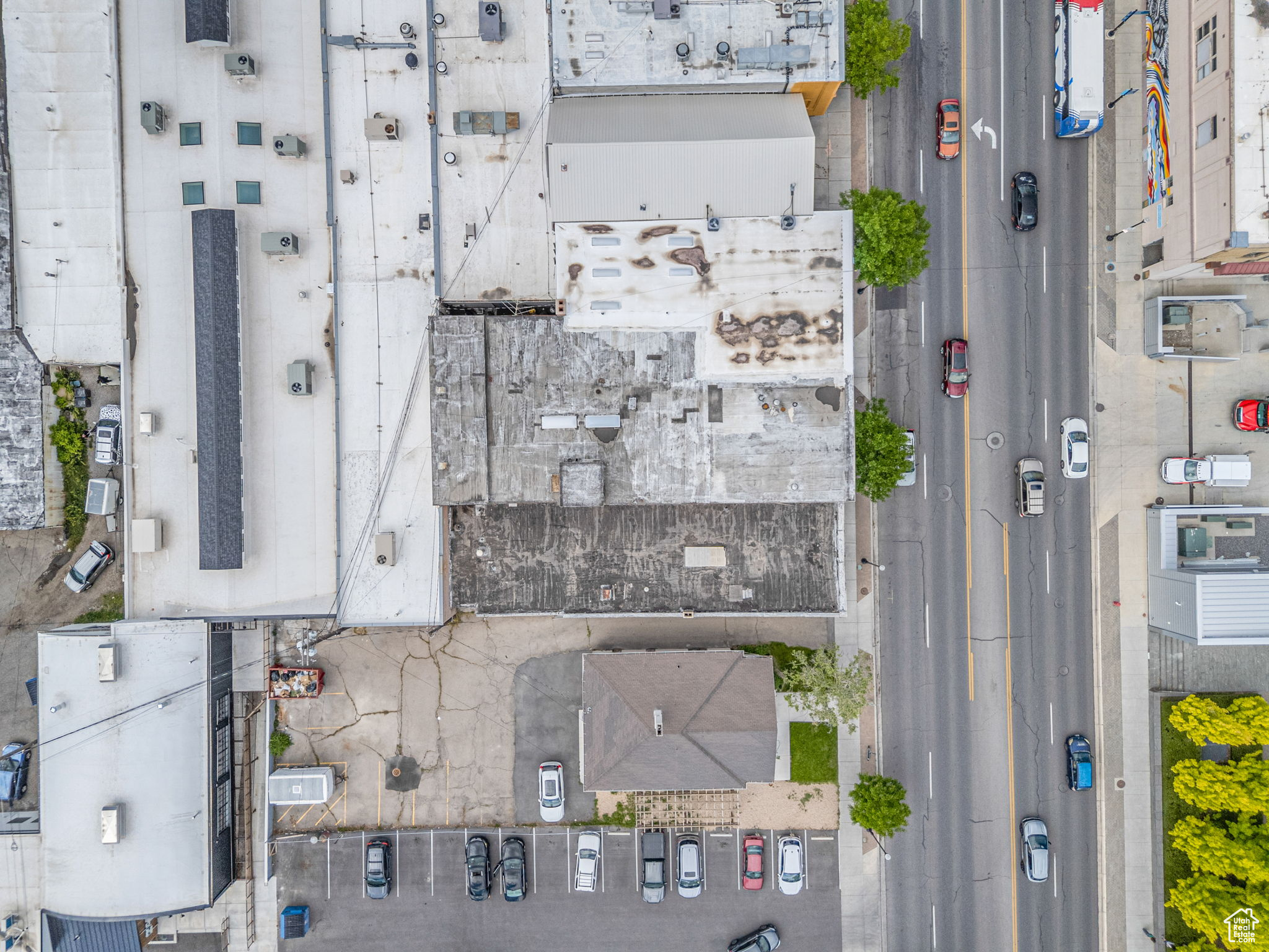 40 S FREEDOM BLVD