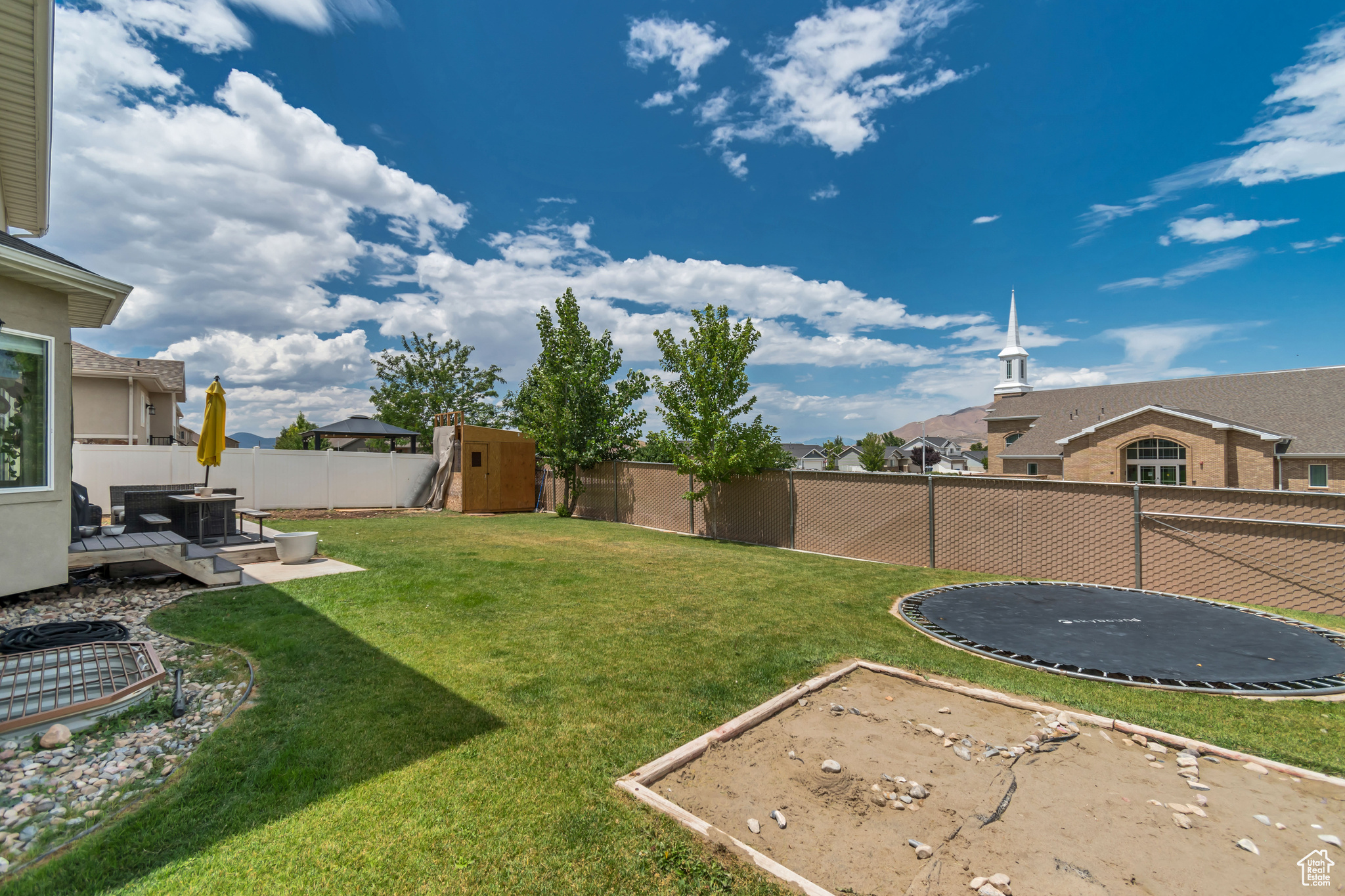 342 W ROYAL LAND DR