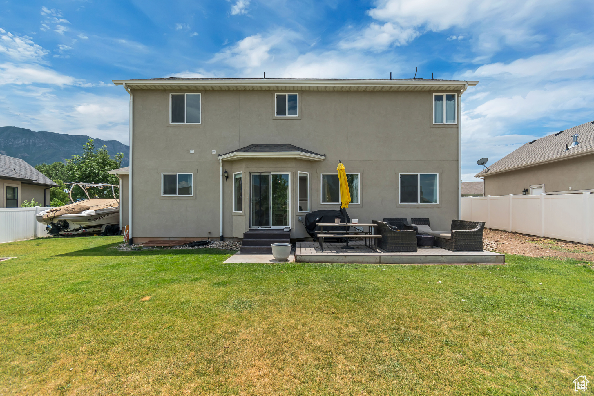 342 W ROYAL LAND DR