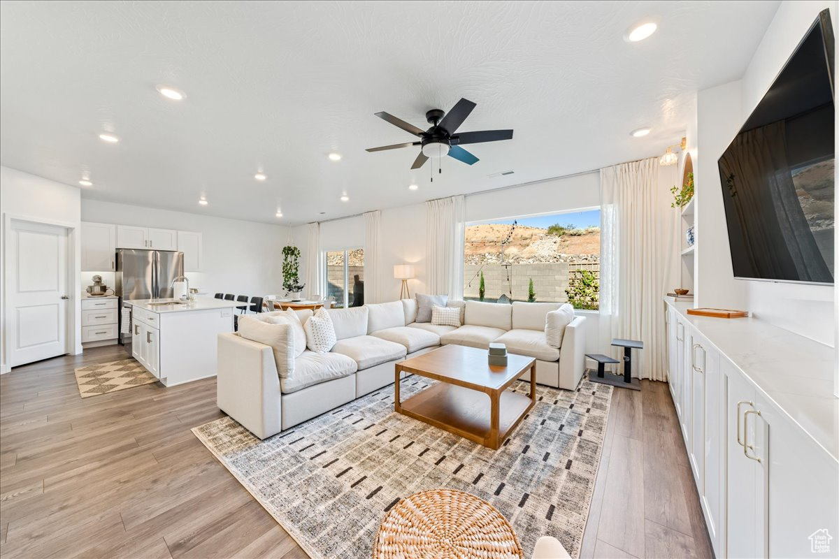 1554 S RIPPLE ROCK DR