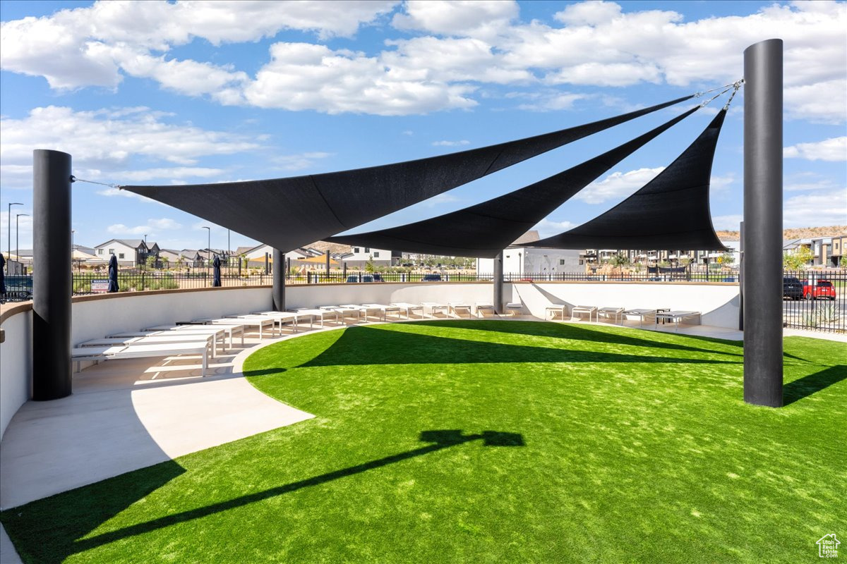 1554 S RIPPLE ROCK DR