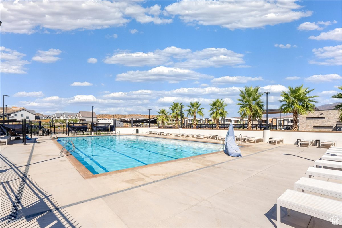 1554 S RIPPLE ROCK DR